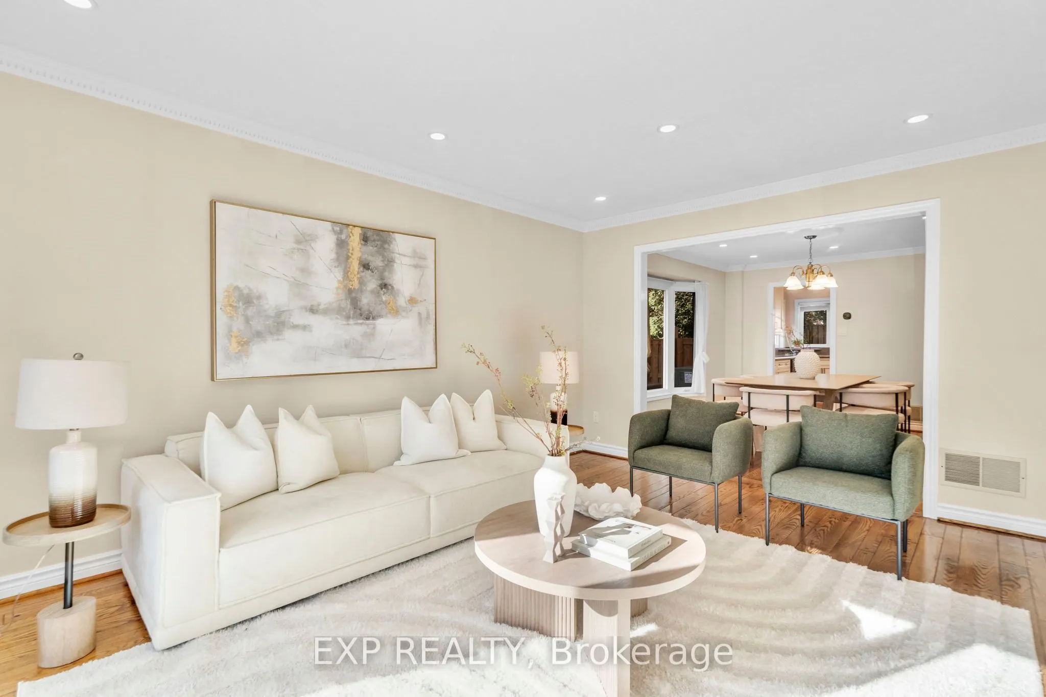 6045 St. Ives Way