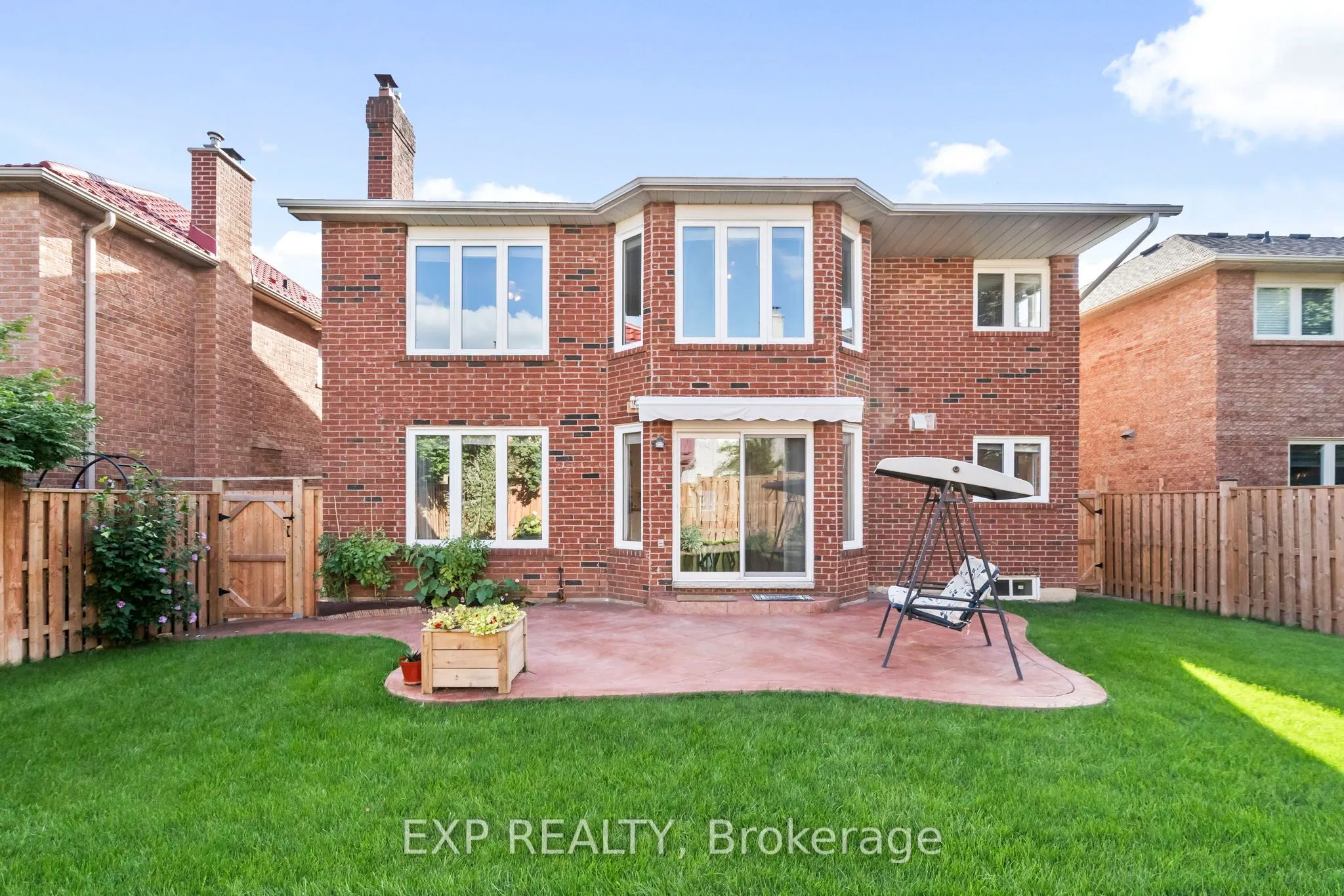 6045 St. Ives Way