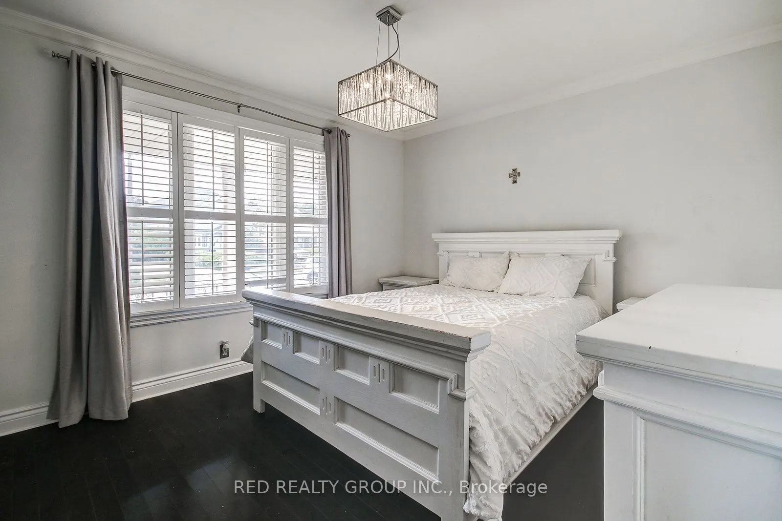 5 Chappel Hill Road