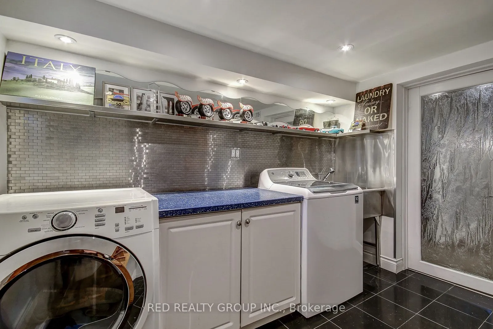 5 Chappel Hill Road