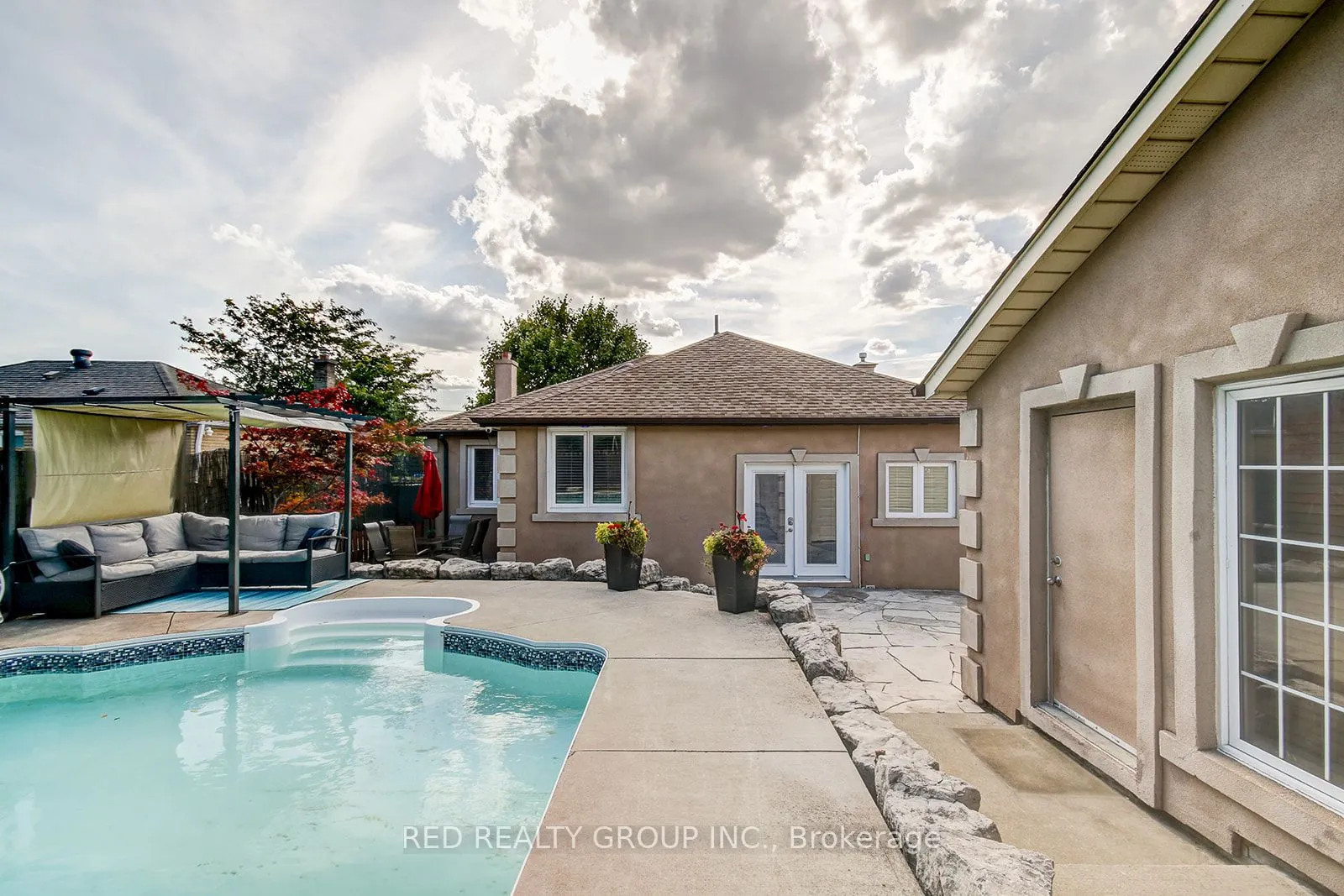 5 Chappel Hill Road