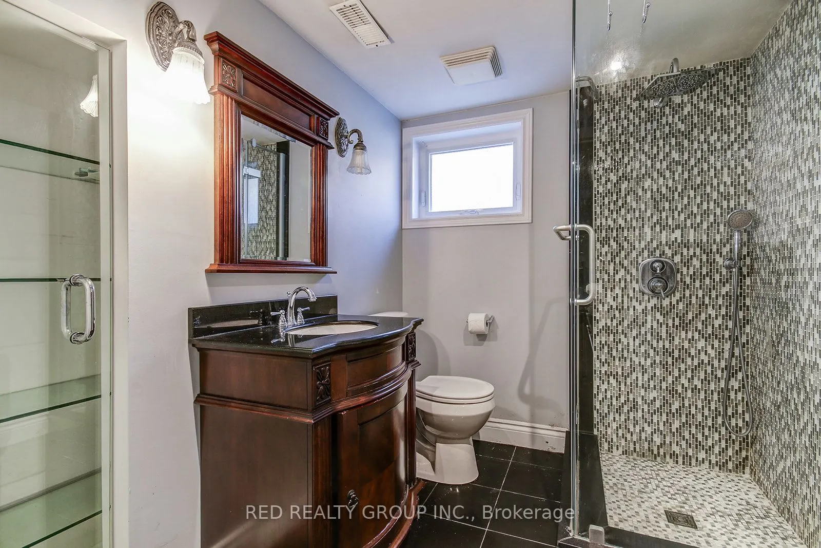 5 Chappel Hill Road