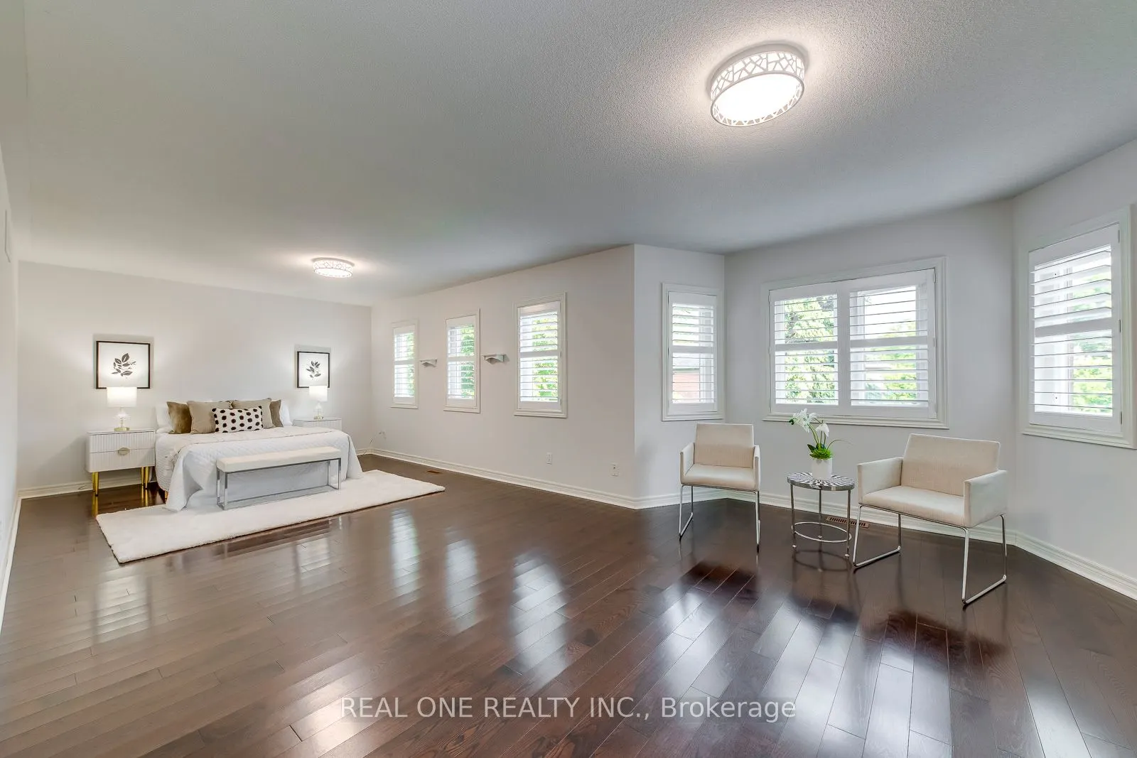 1601 Bayshire Drive