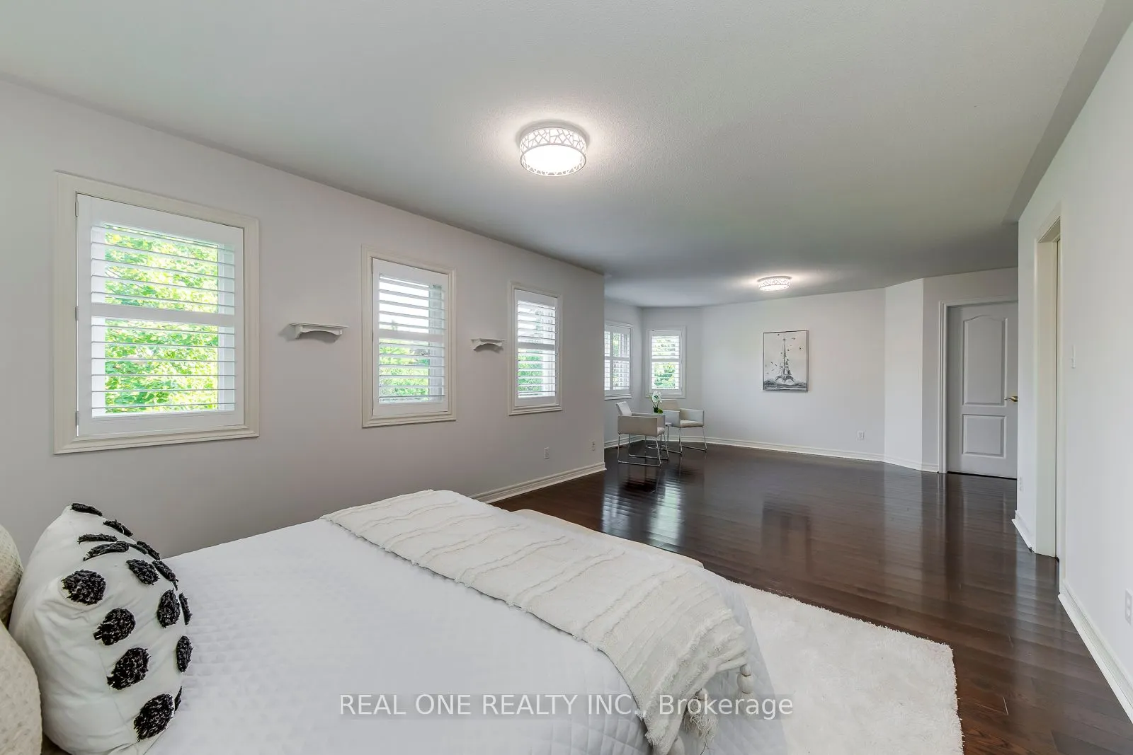 1601 Bayshire Drive