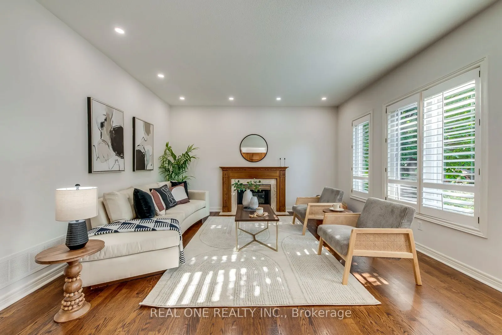 1601 Bayshire Drive