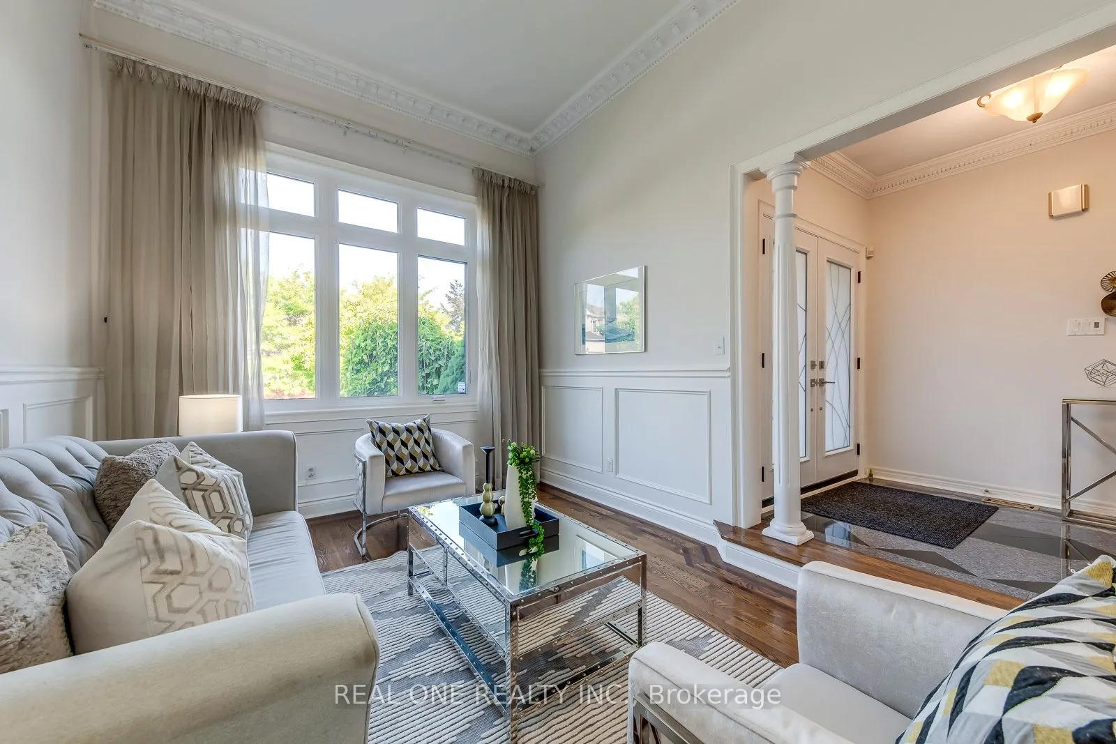 1601 Bayshire Drive