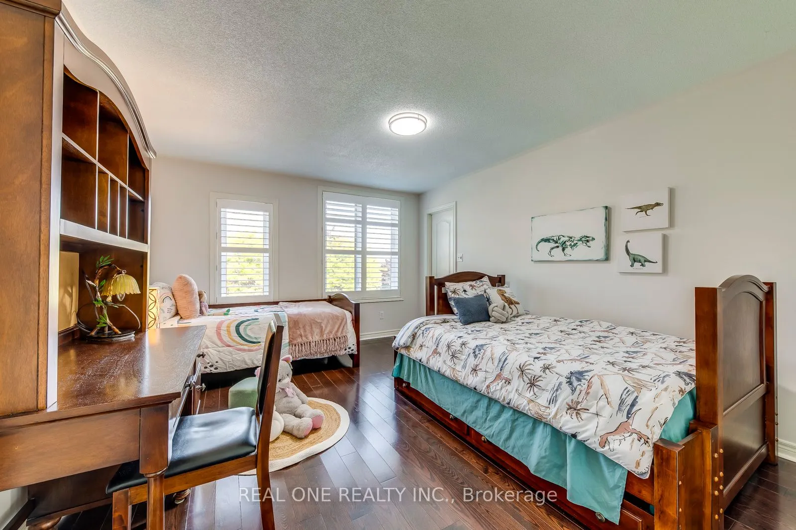 1601 Bayshire Drive