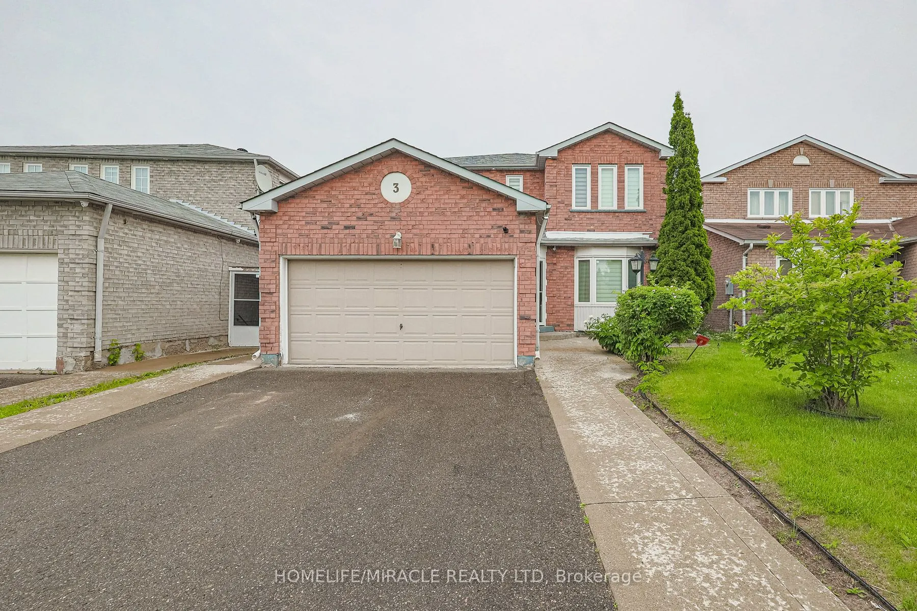 3 Hawkway Court, #Upper