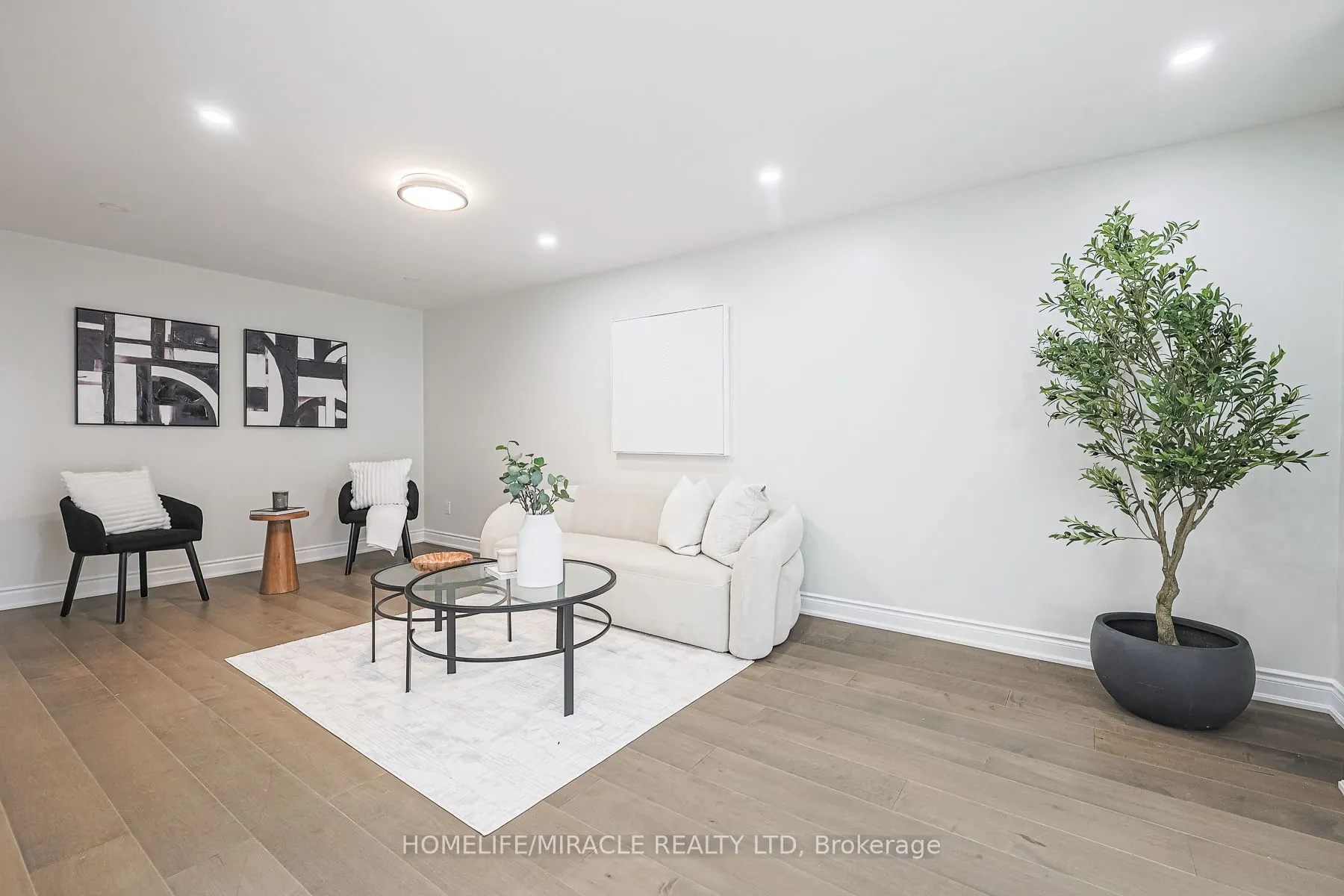3 Hawkway Court, #Upper