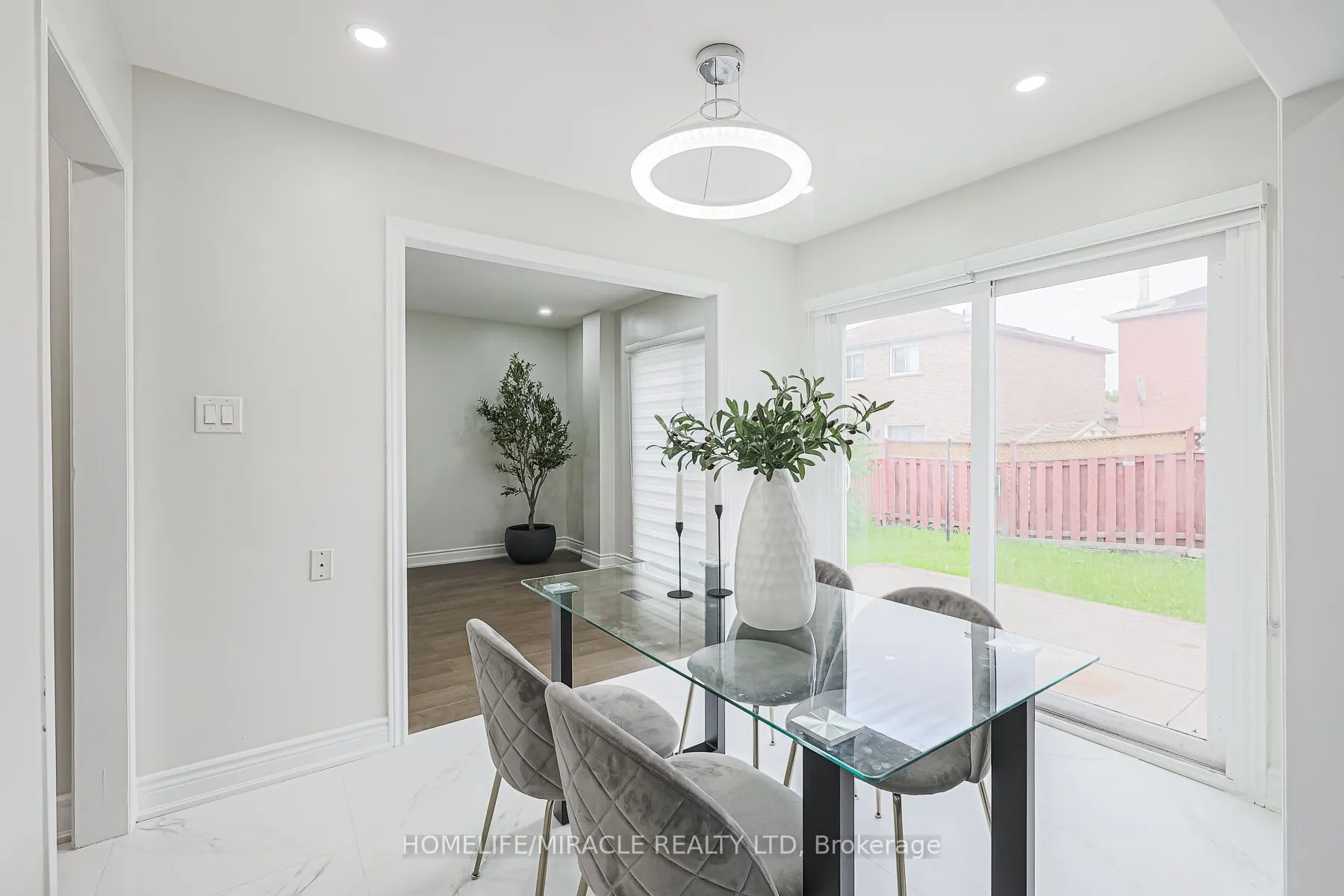 3 Hawkway Court, #Upper