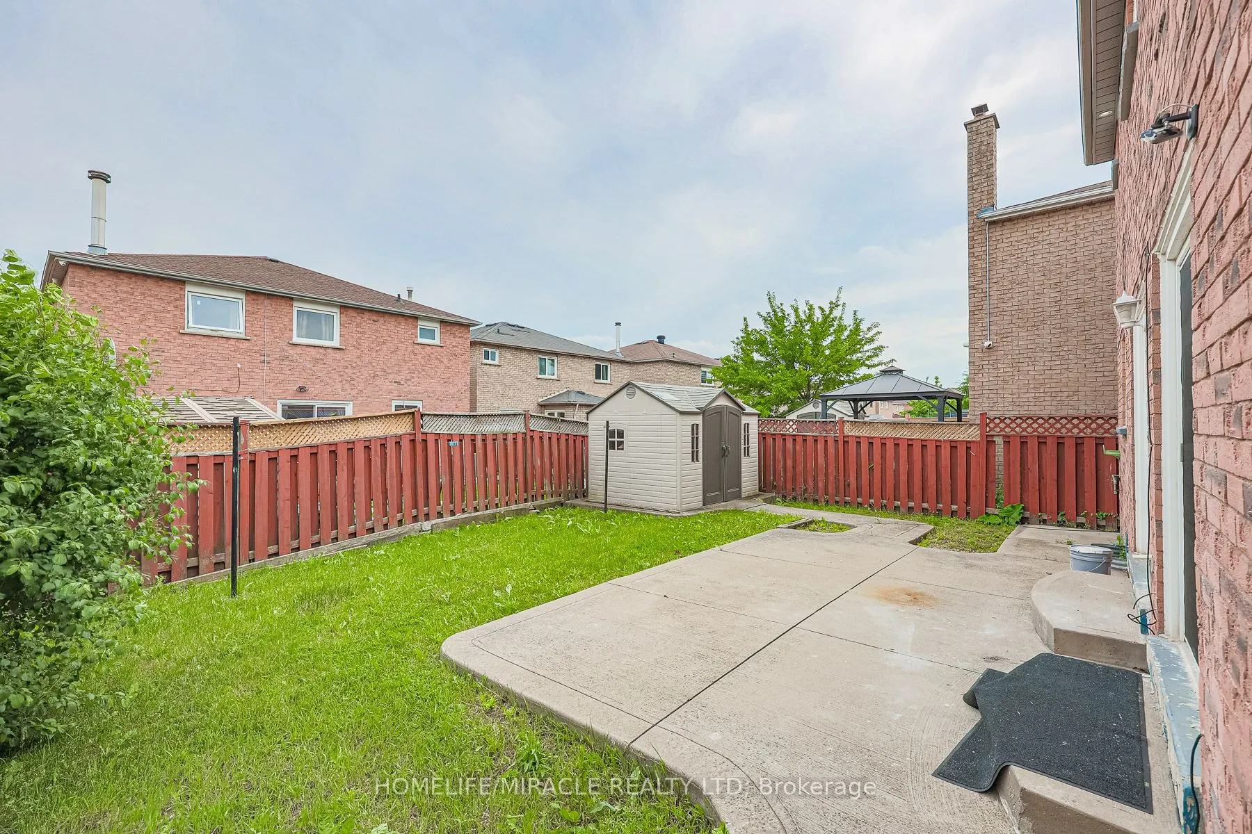 3 Hawkway Court, #Upper