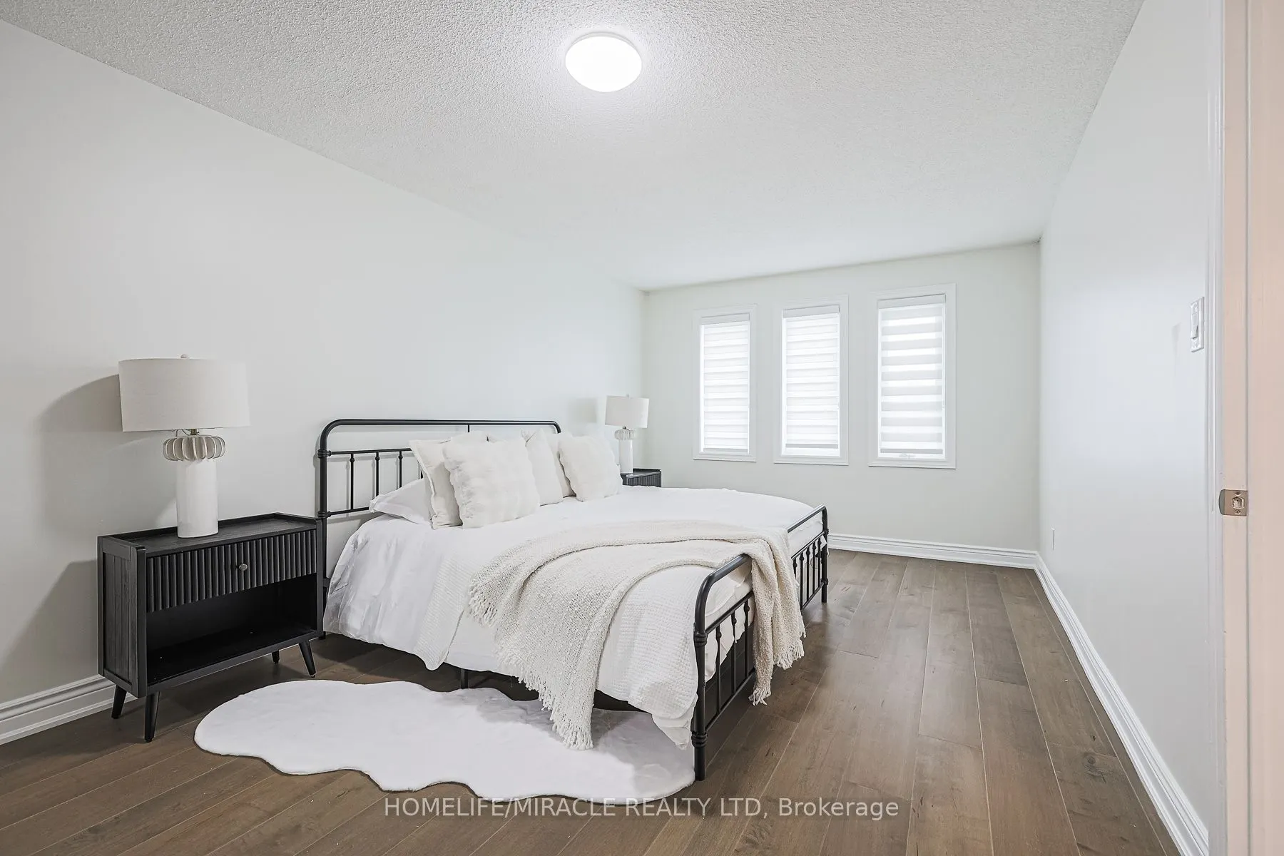 3 Hawkway Court, #Upper