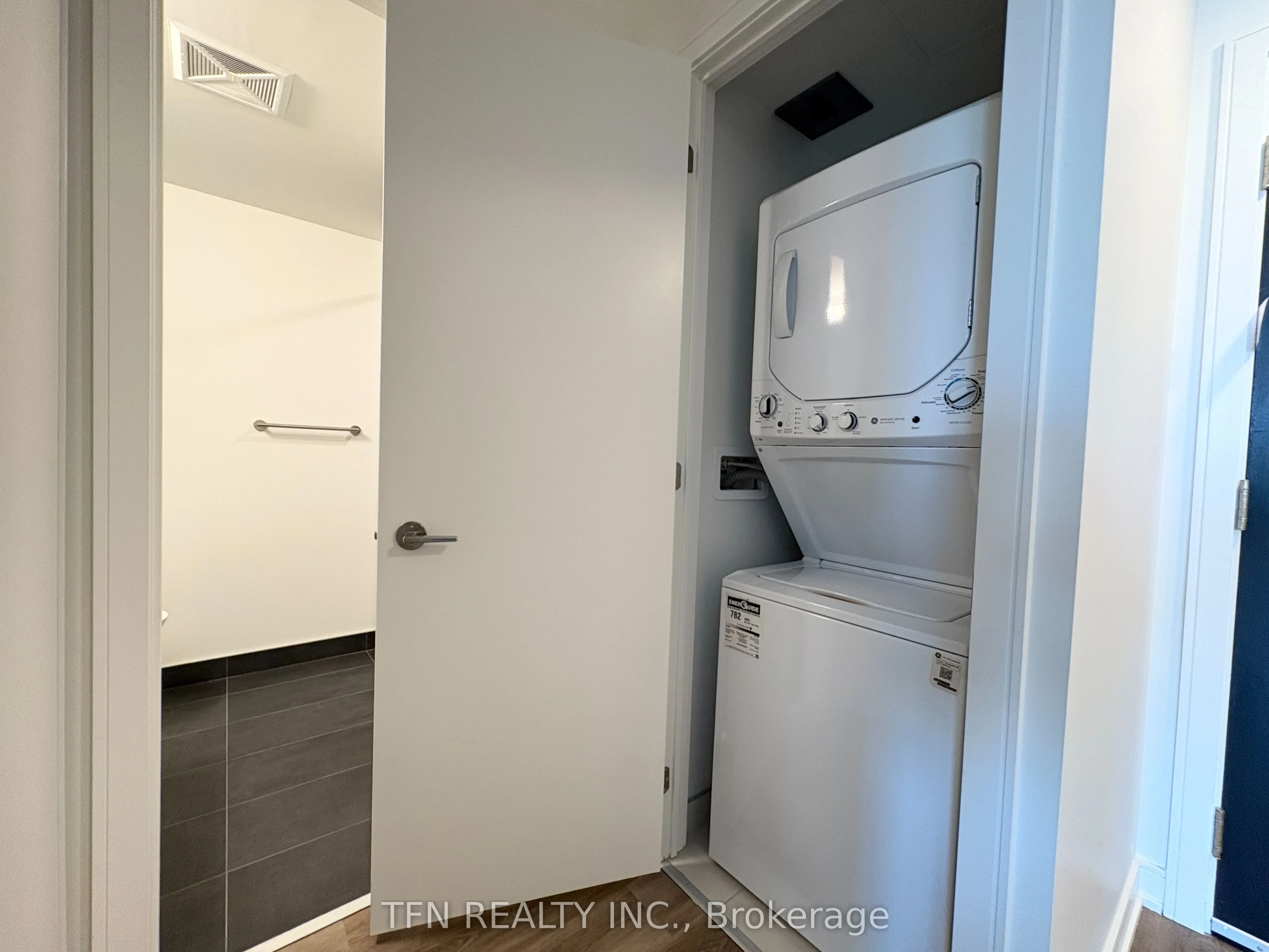 3009 Novar Road, #1420