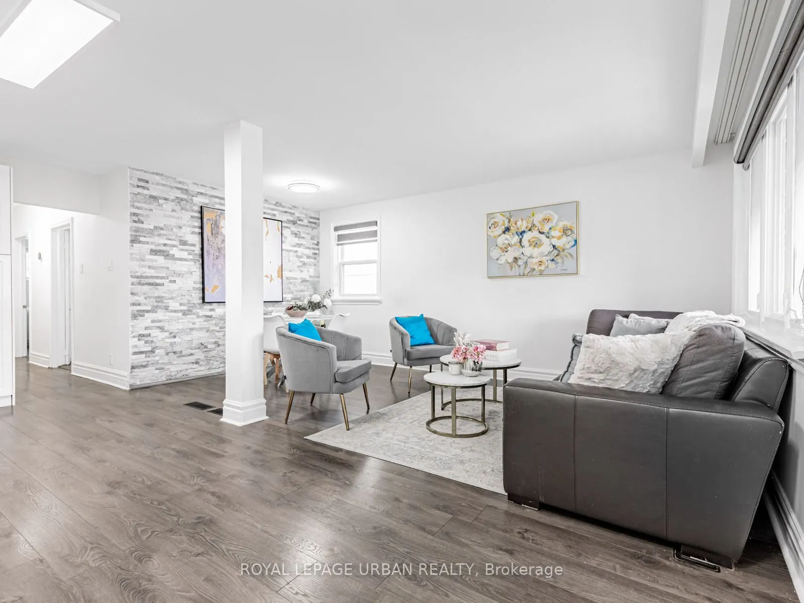 15 Maple Bush Avenue