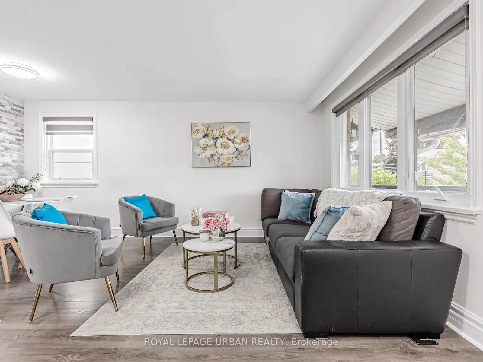 15 Maple Bush Avenue