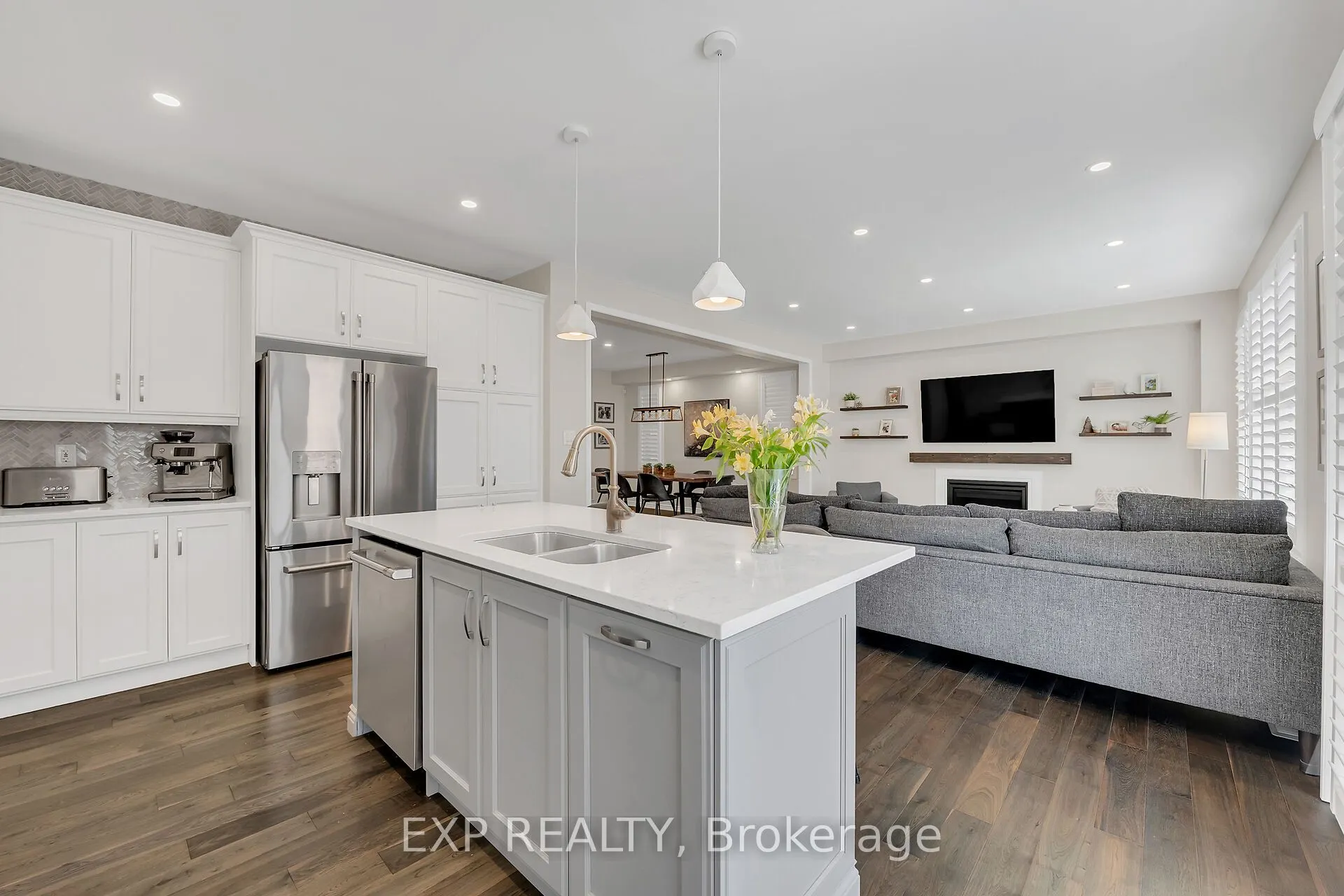 1459 Sycamore Garden