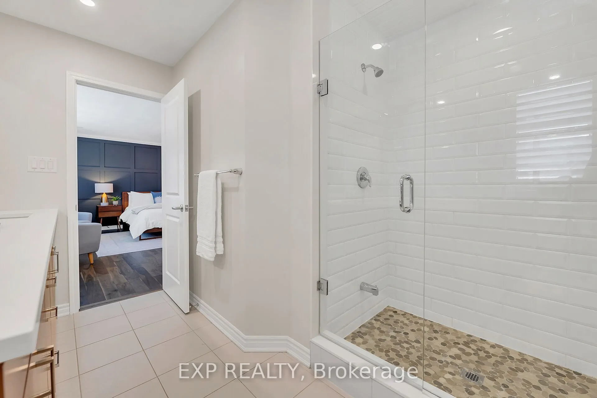 1459 Sycamore Garden