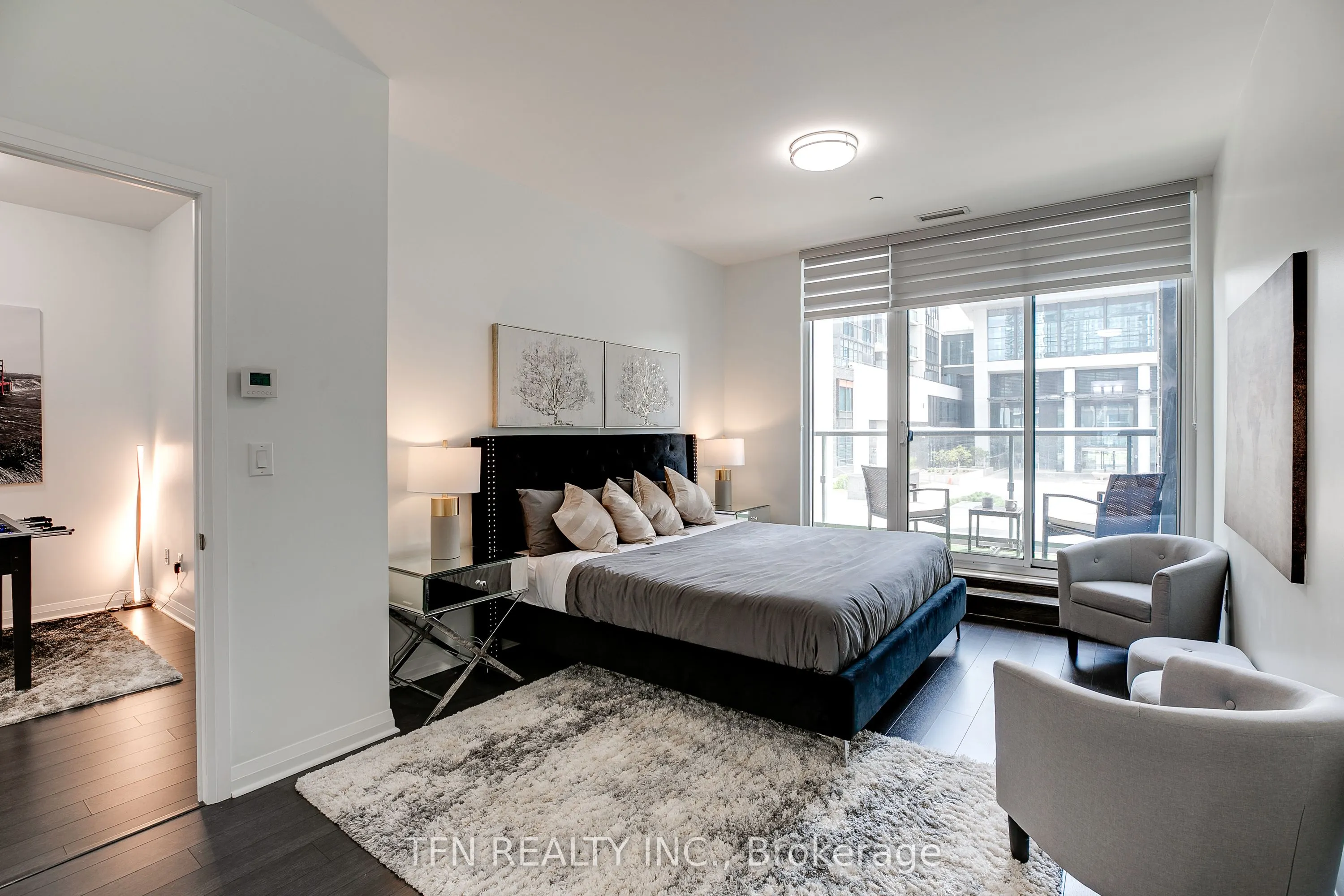 5025 FOUR SPRINGS Avenue, #105