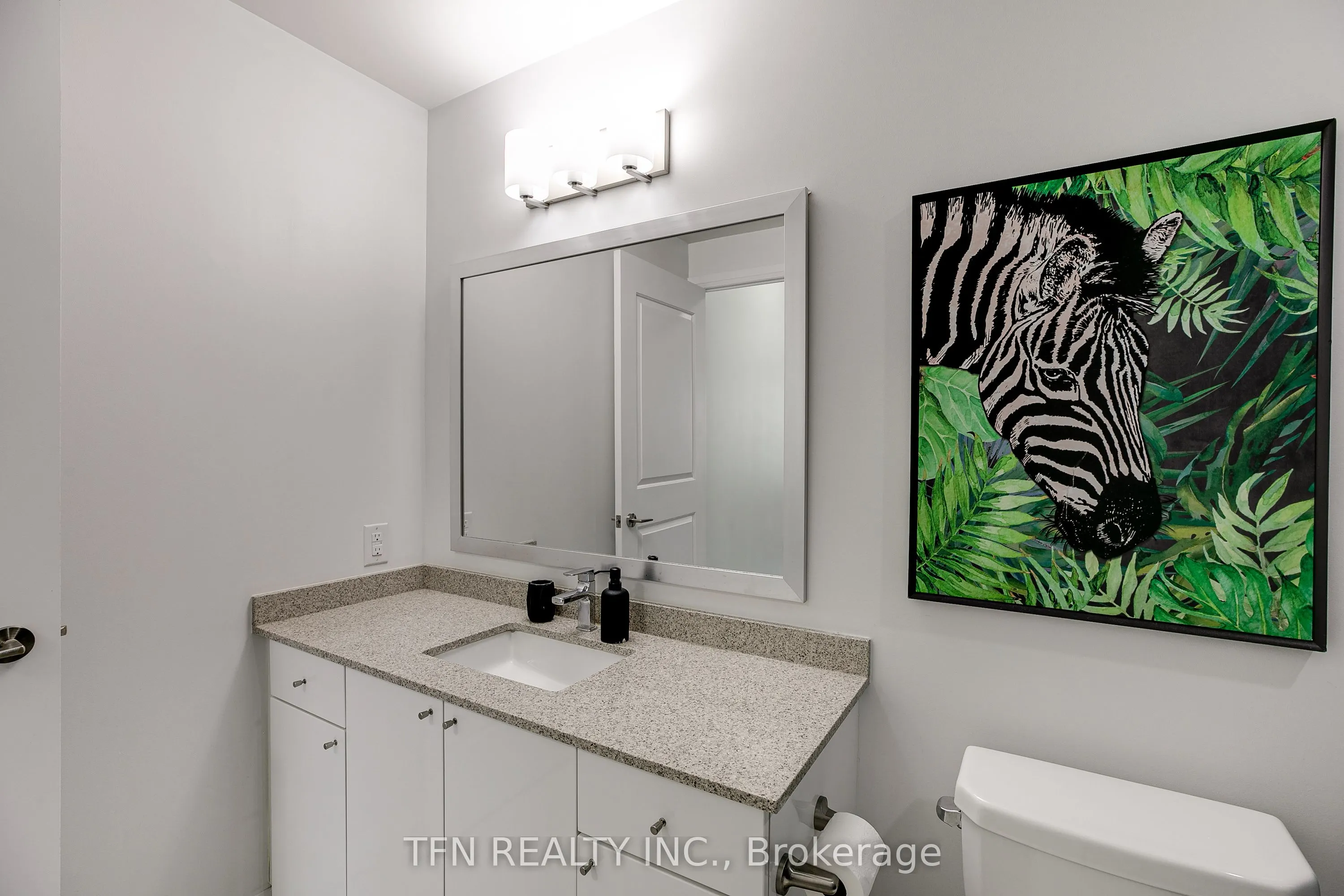 5025 FOUR SPRINGS Avenue, #105