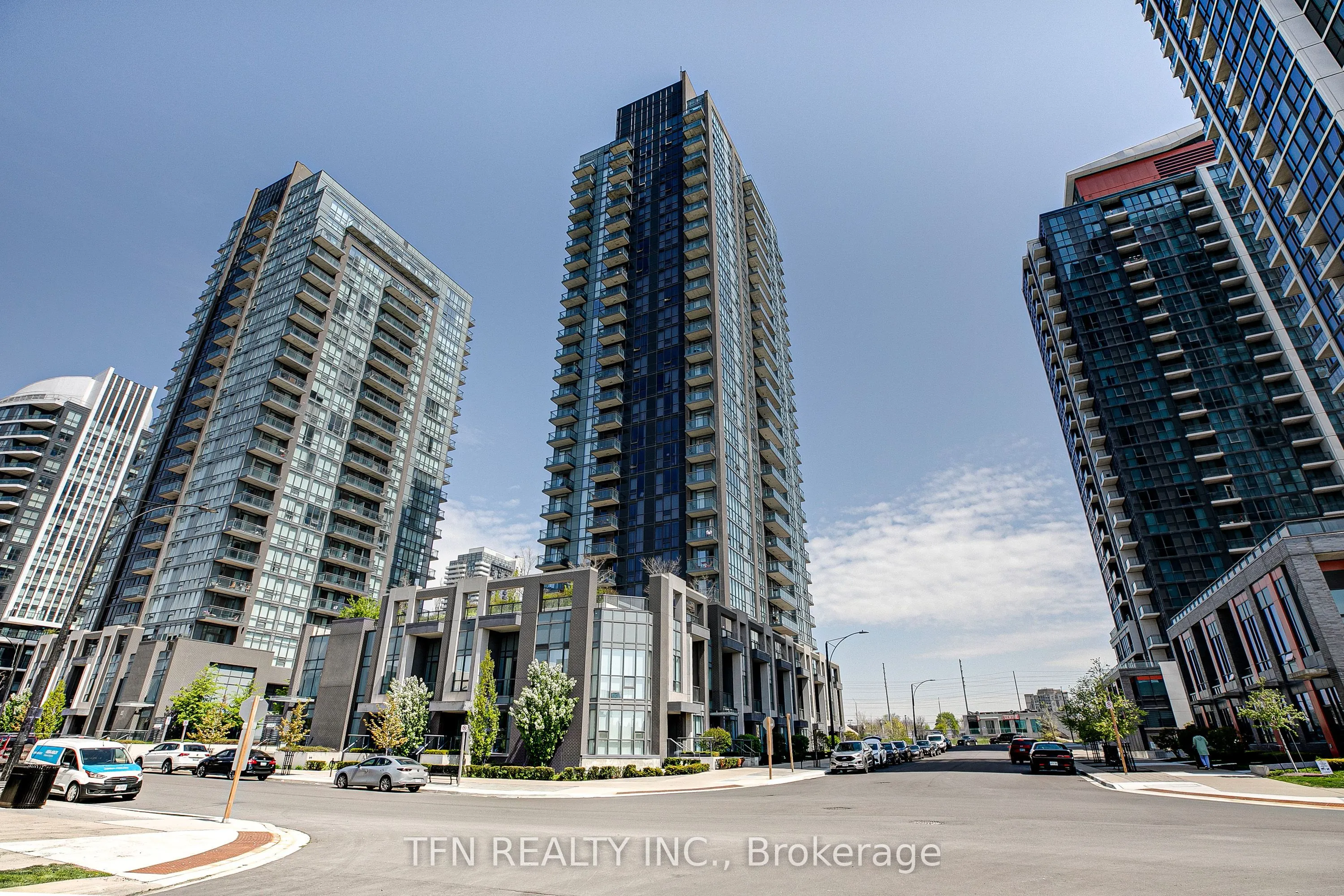 5025 FOUR SPRINGS Avenue, #105