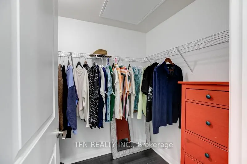 5025 FOUR SPRINGS Avenue, #105