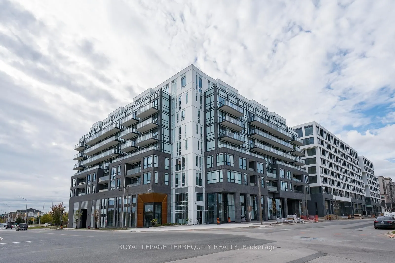 3005 Pine Glen Road, #PH 802