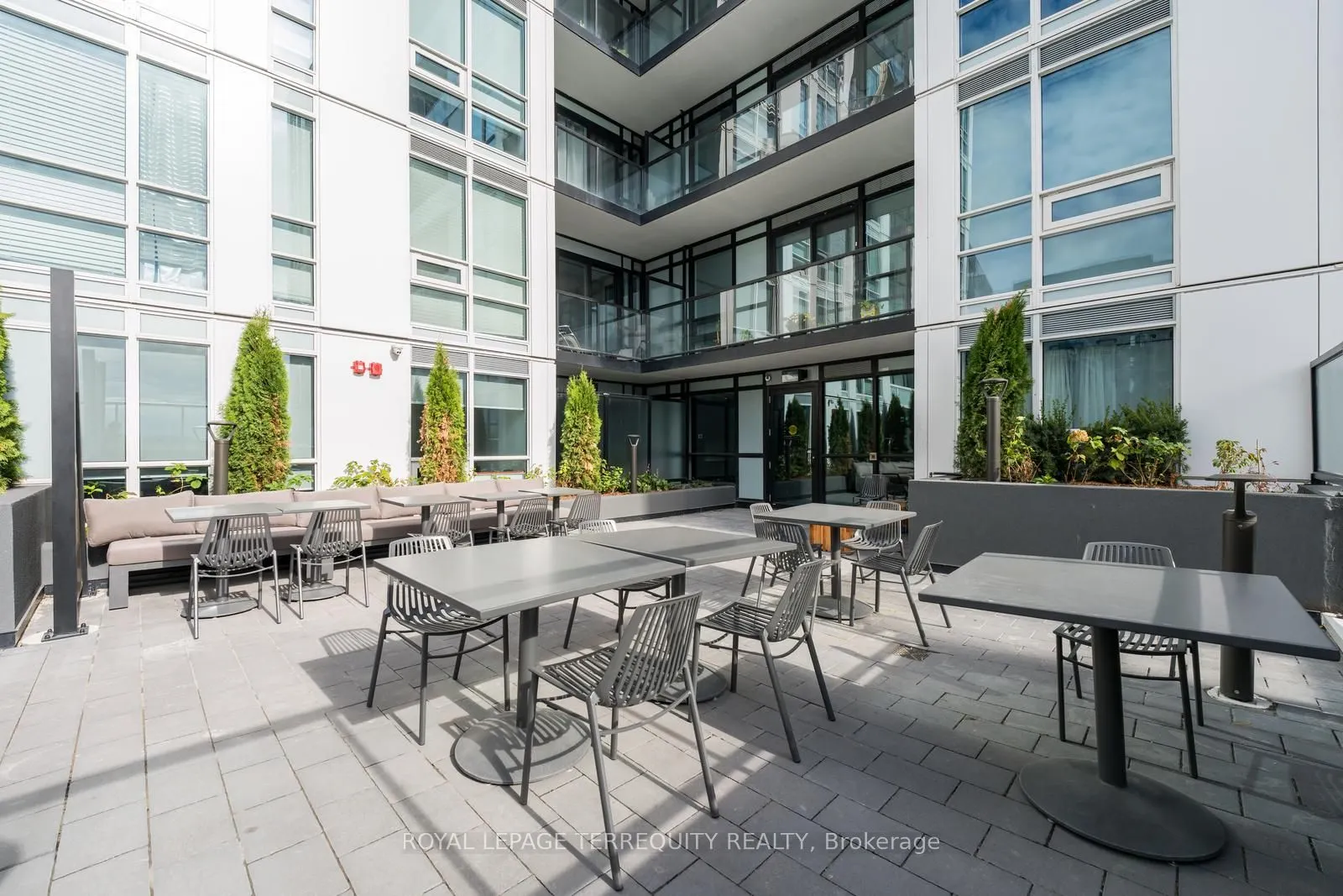 3005 Pine Glen Road, #PH 802