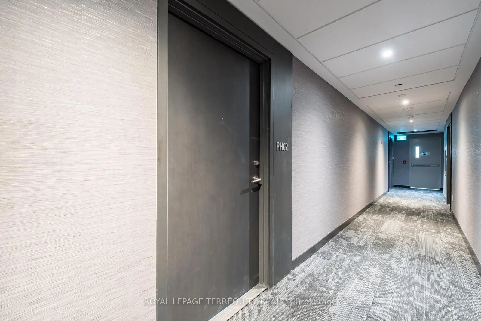 3005 Pine Glen Road, #PH 802