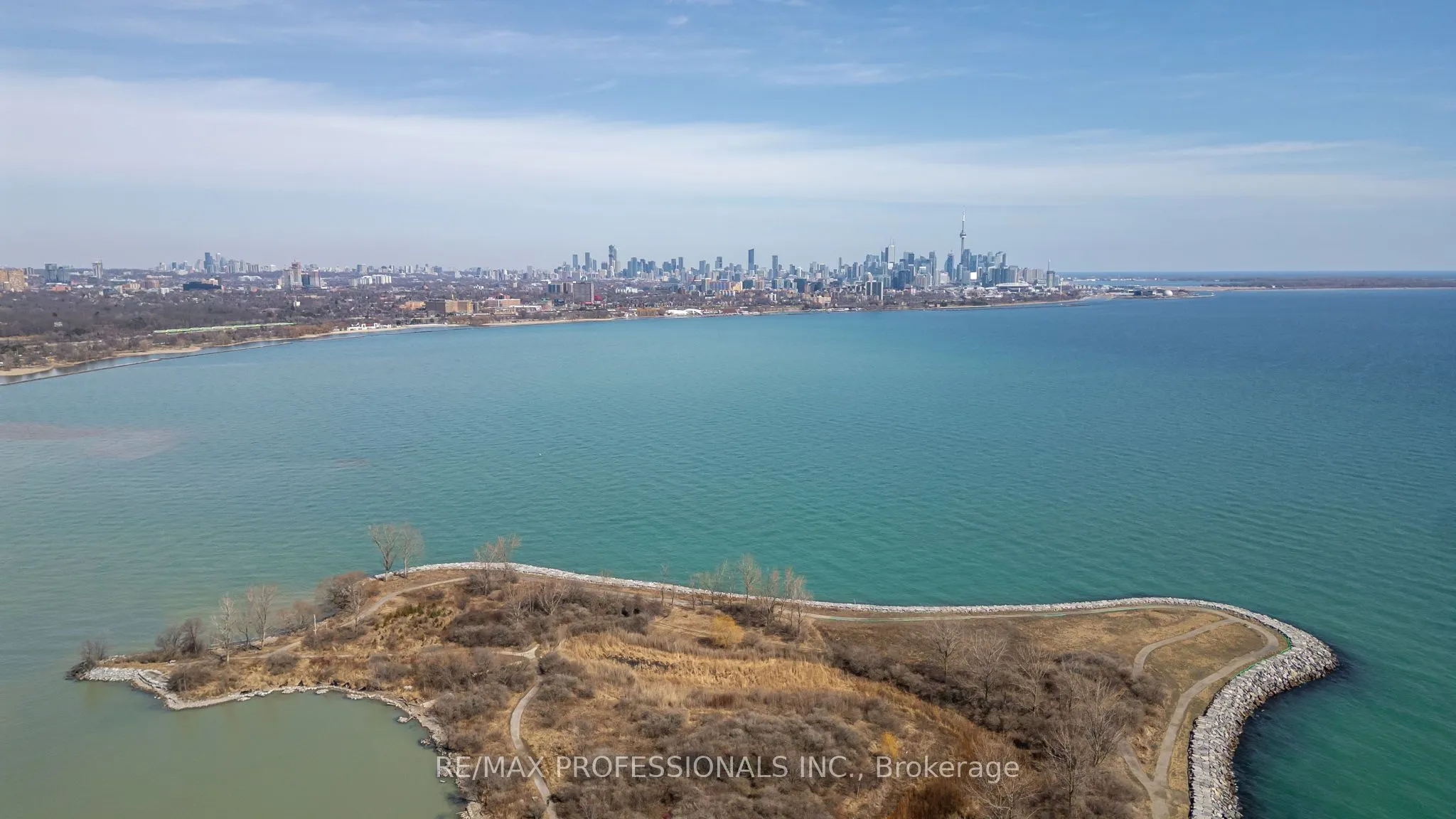 33 Shore Breeze Drive, #LPH3501