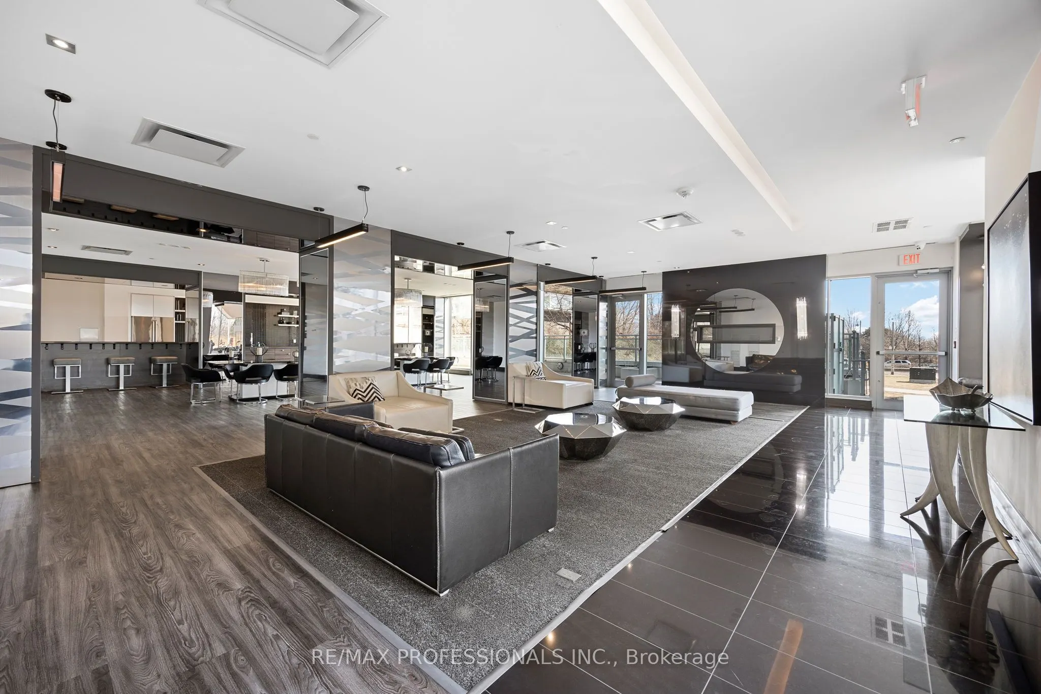 33 Shore Breeze Drive, #LPH3501