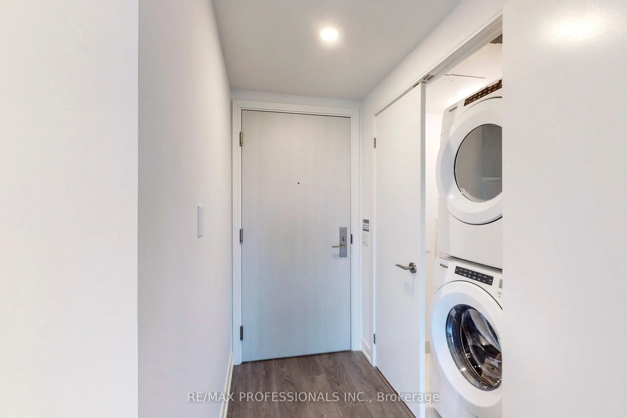 30 Samuel Wood Way, #803