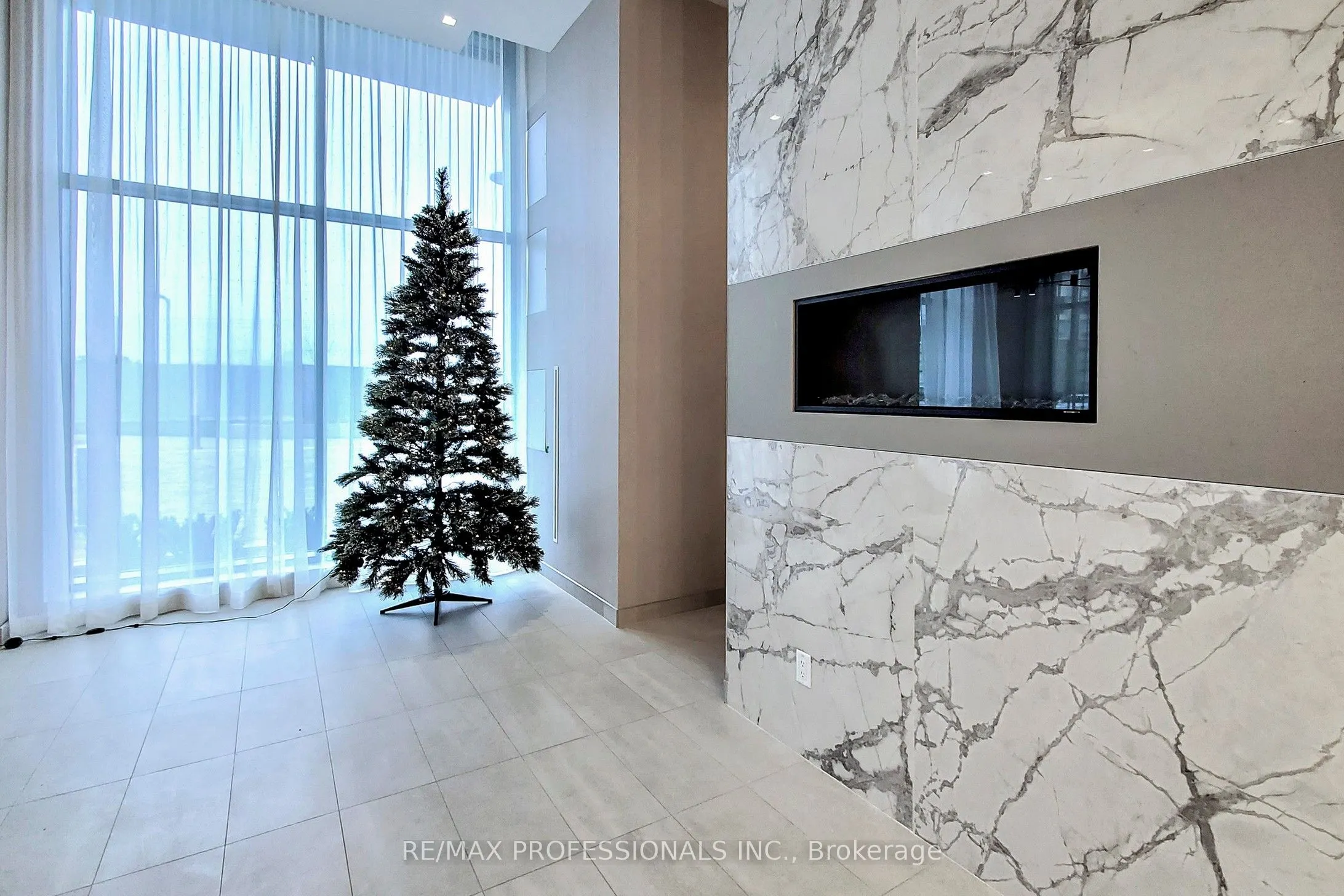 30 Samuel Wood Way, #803
