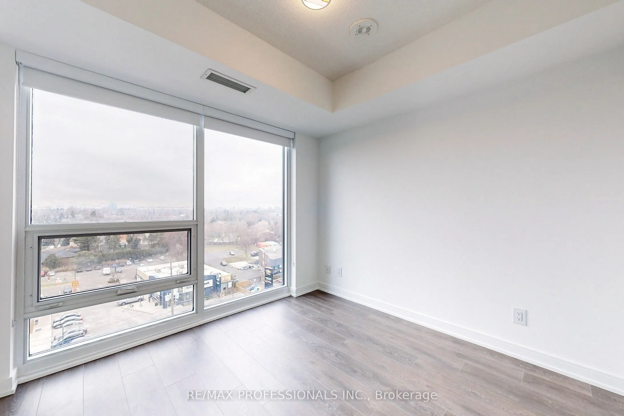 30 Samuel Wood Way, #803