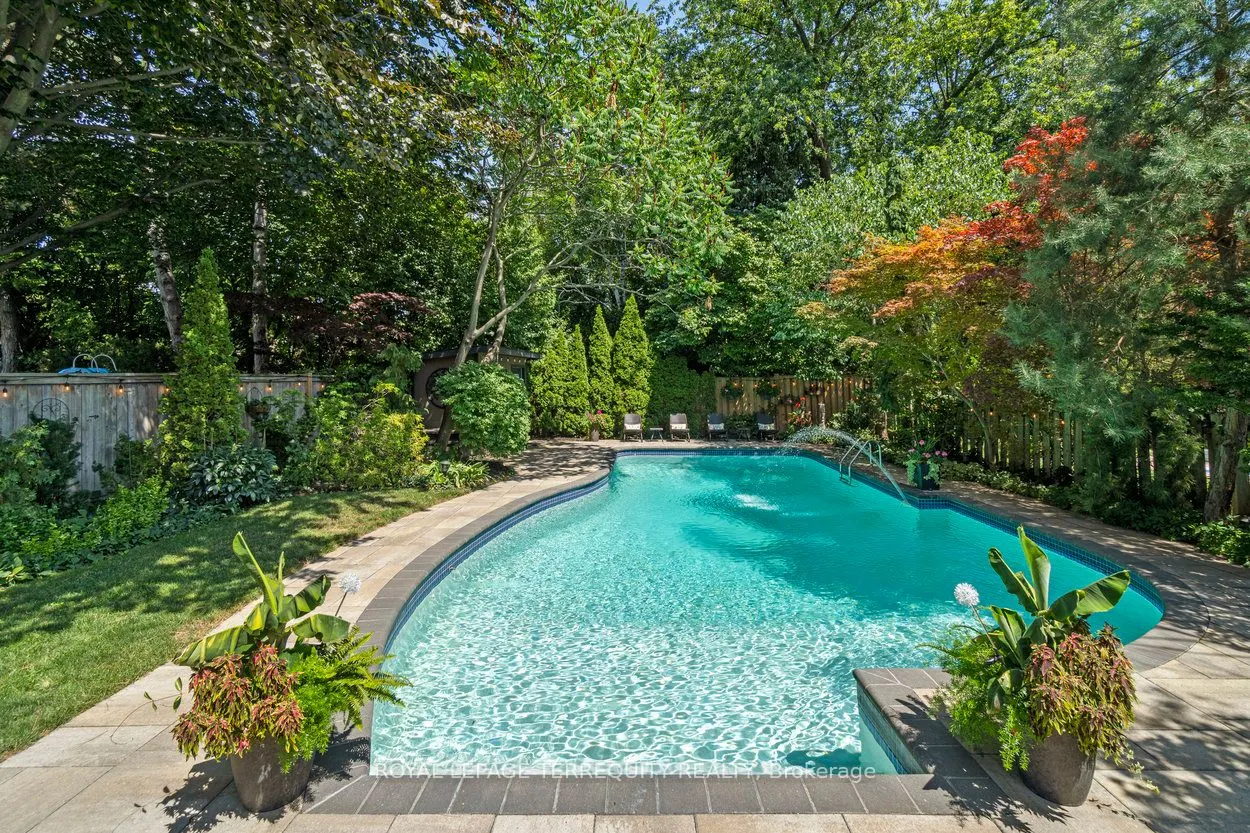 33 Ashford Drive