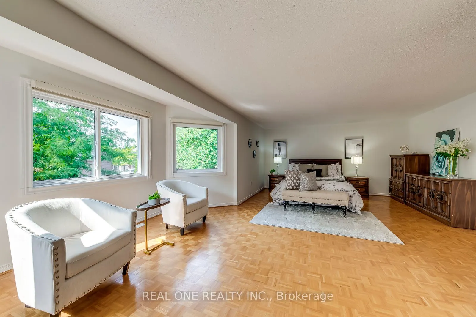 2751 Duncairn Drive