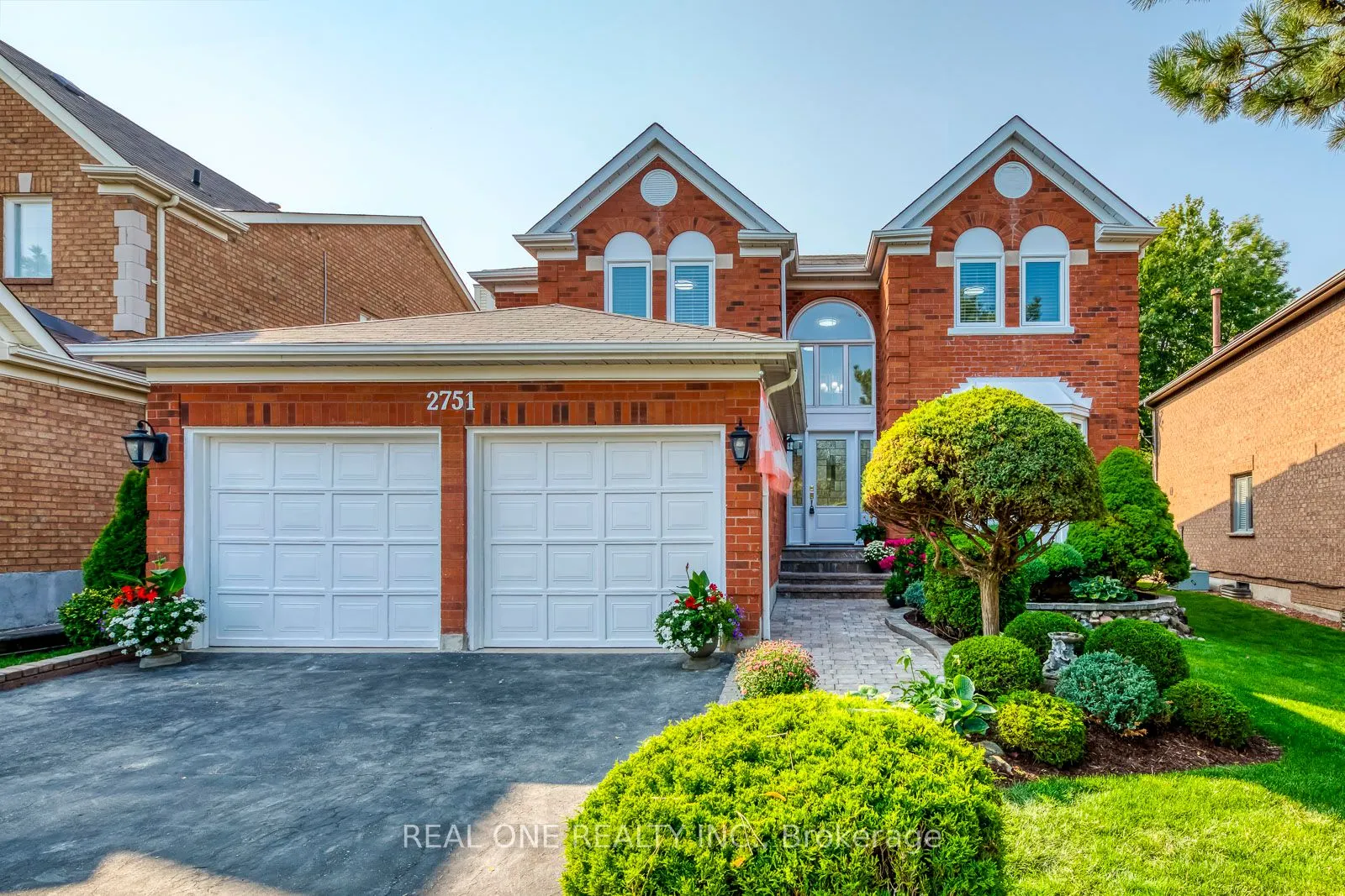 2751 Duncairn Drive