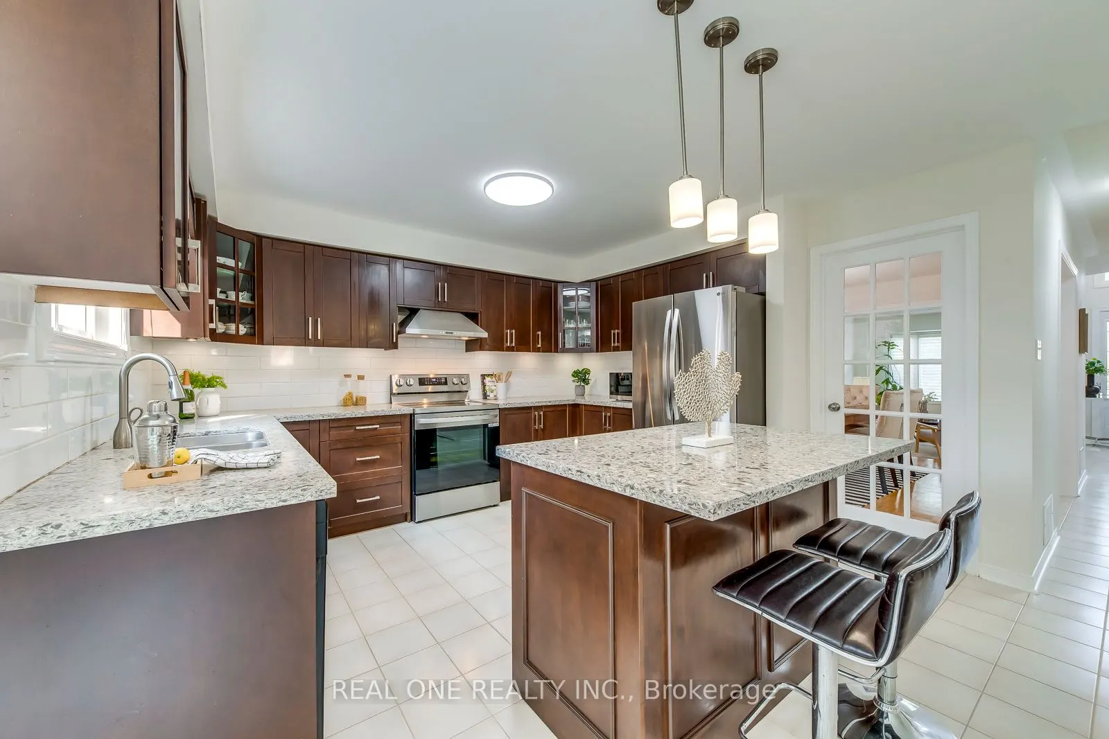 2751 Duncairn Drive