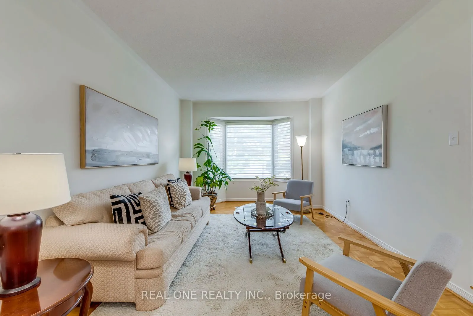 2751 Duncairn Drive