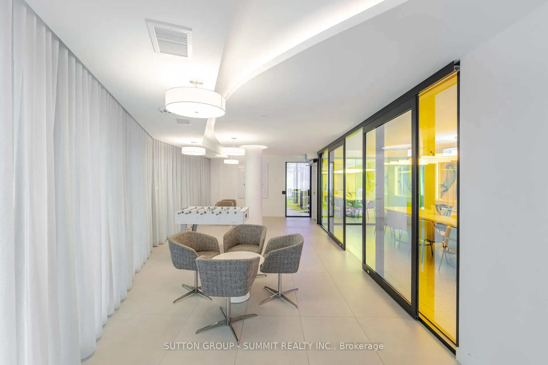 3200 DAKOTA COMMON, ##B-811