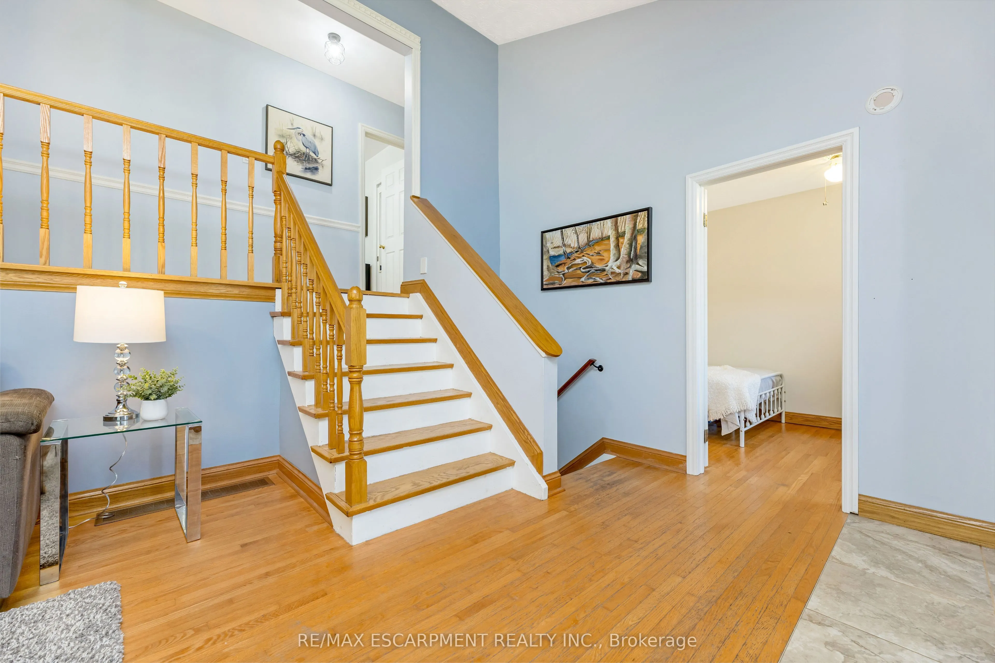 38 Mowbray Place