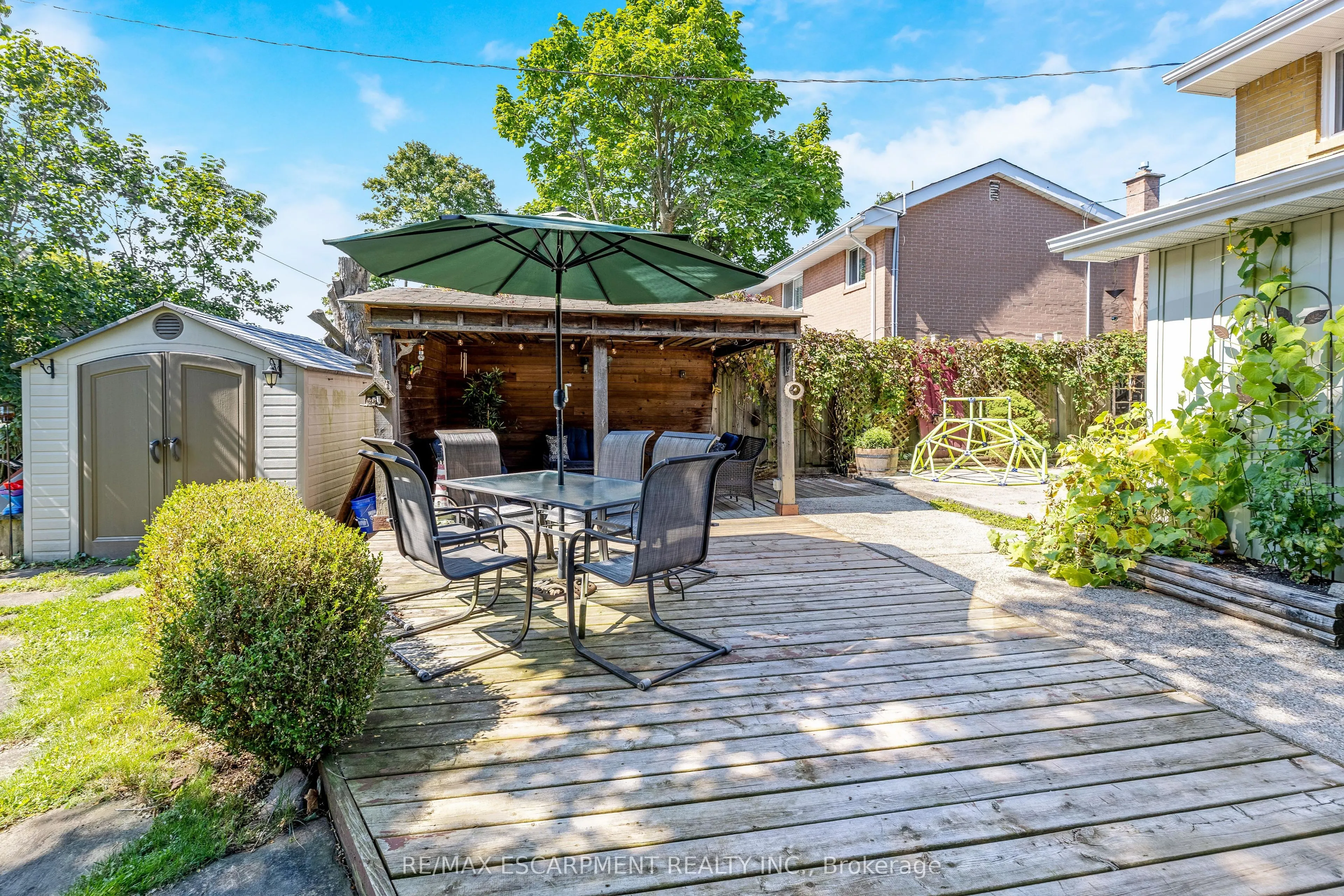 38 Mowbray Place