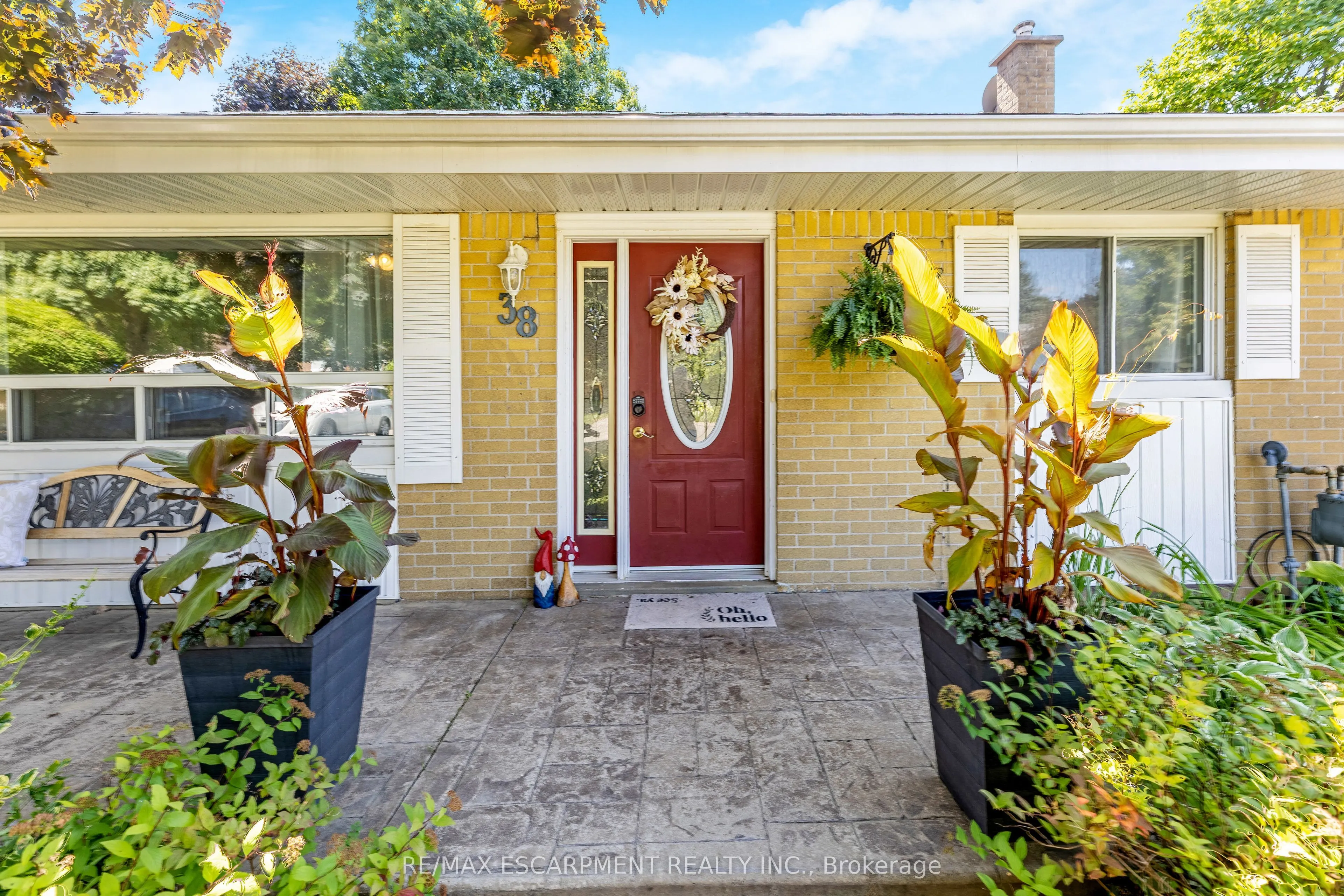38 Mowbray Place