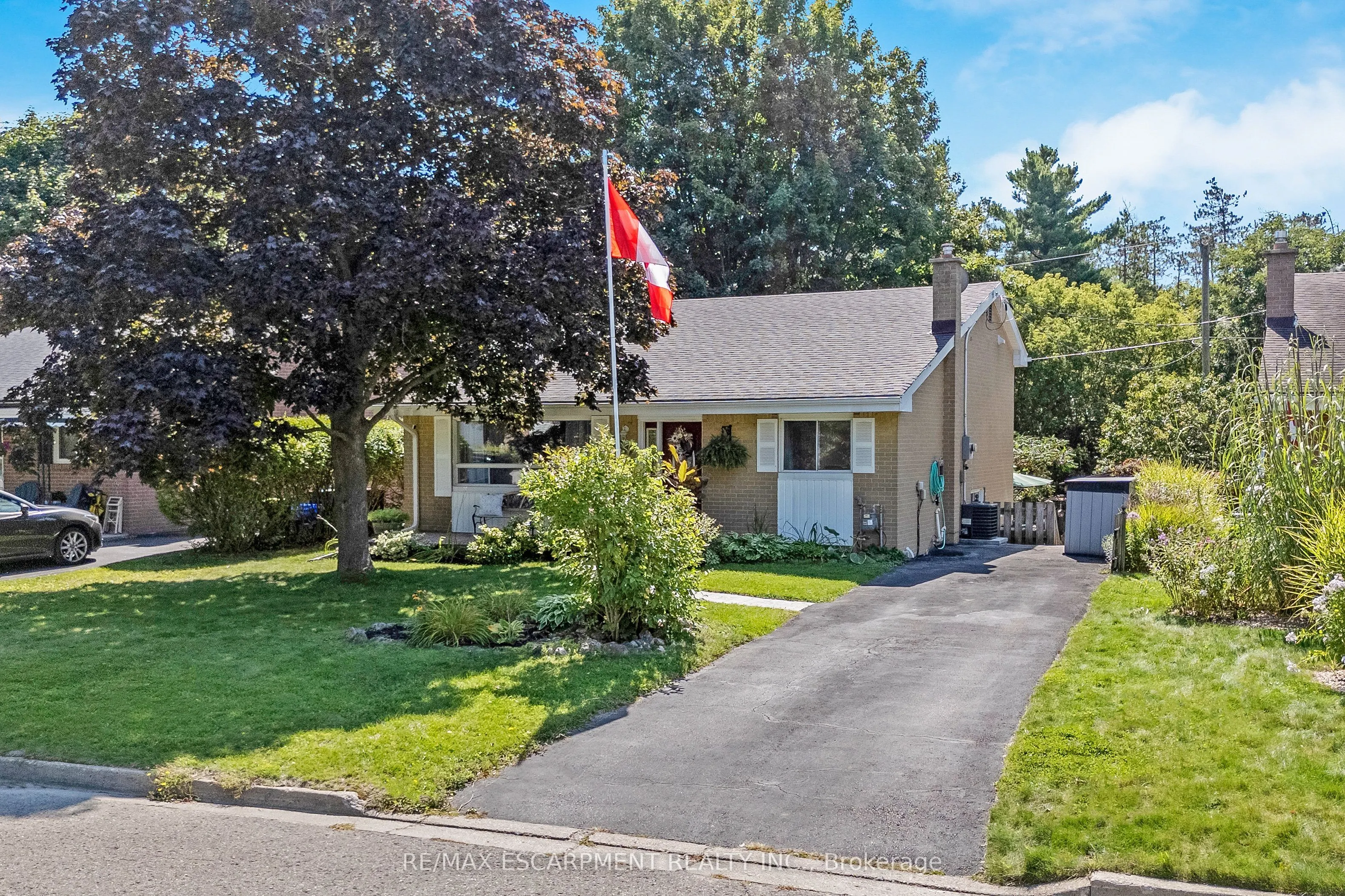 38 Mowbray Place