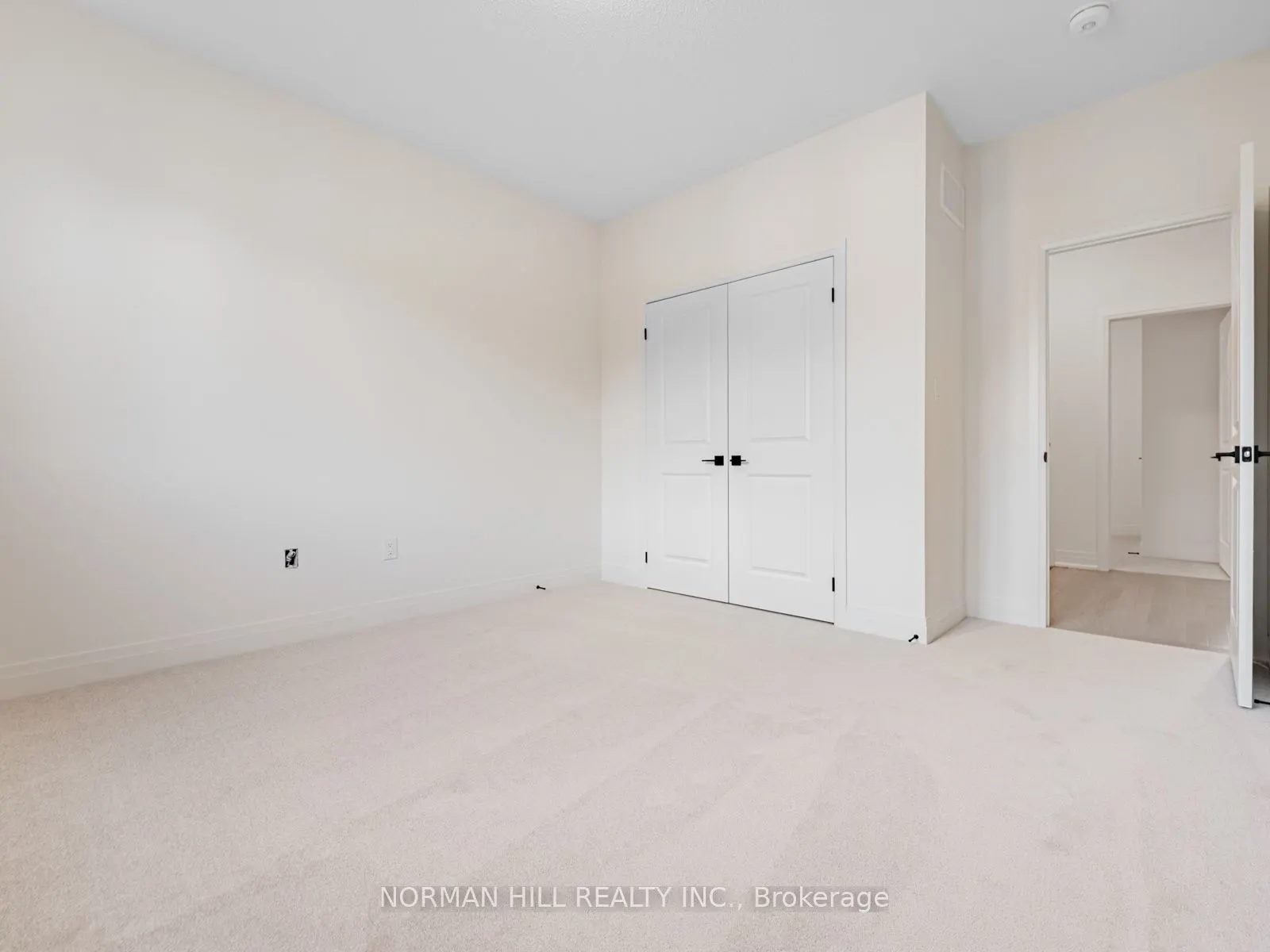 7 Lilestone Drive