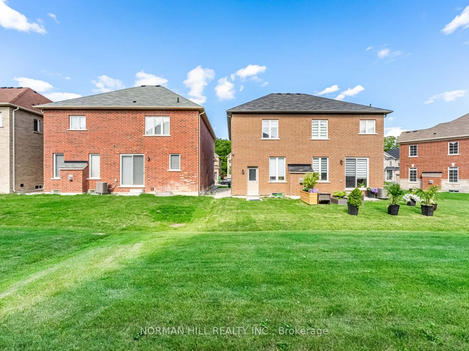 7 Lilestone Drive
