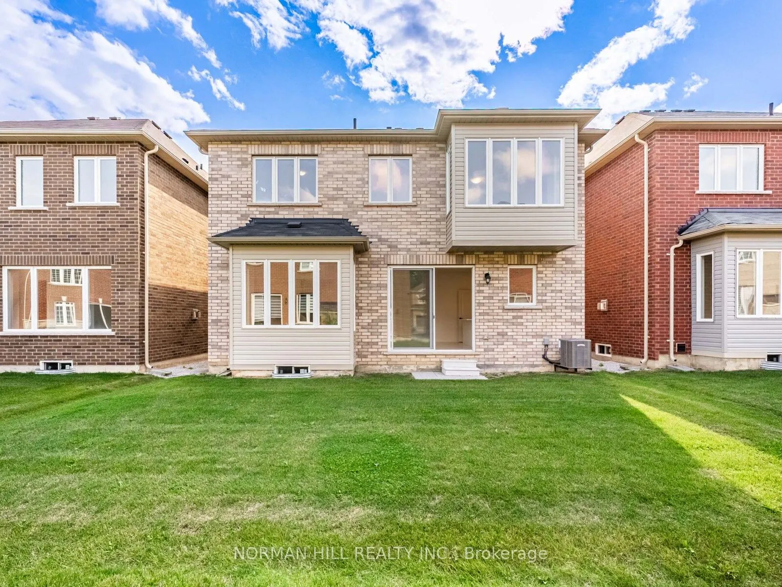7 Lilestone Drive