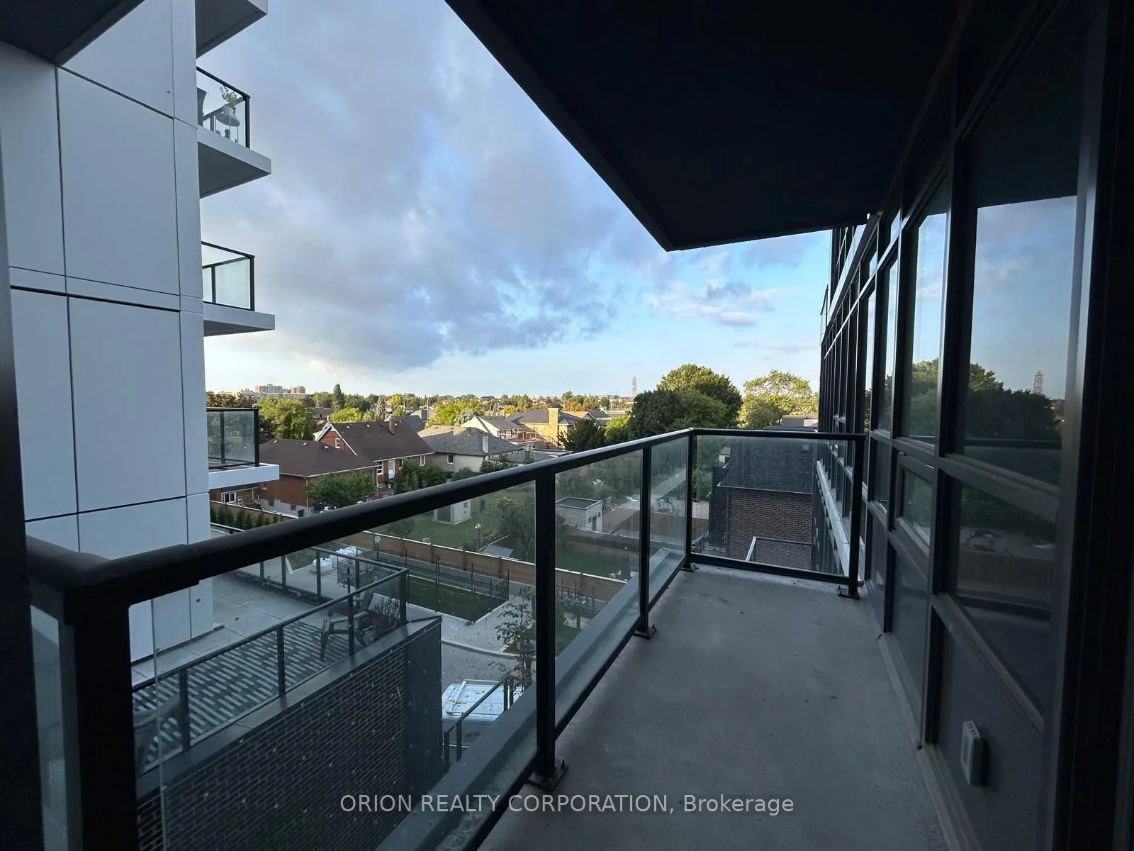556 Marlee Avenue, #428