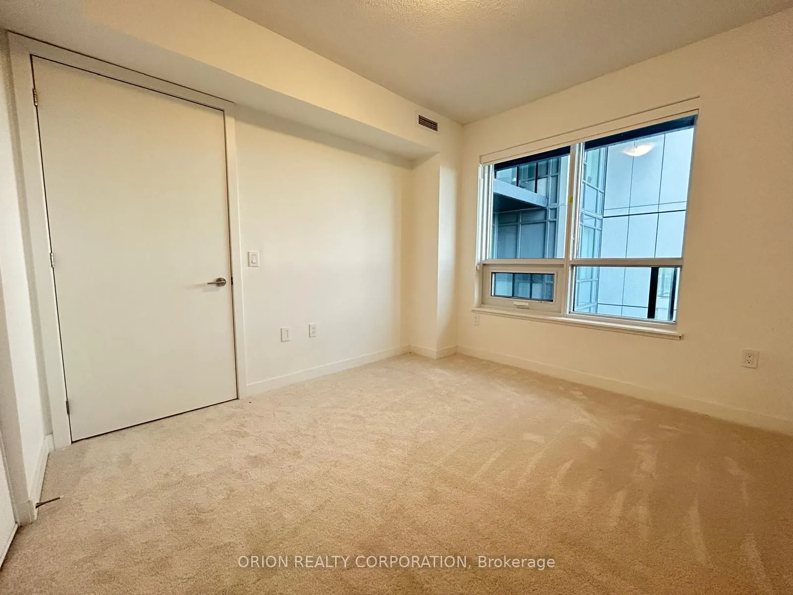 556 Marlee Avenue, #428