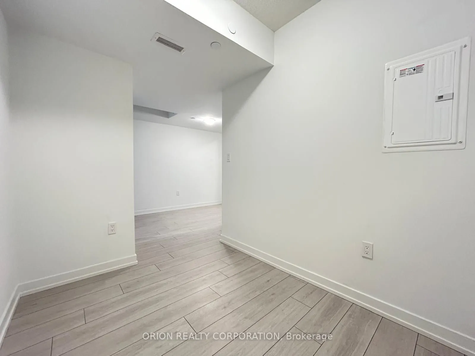 556 Marlee Avenue, #428
