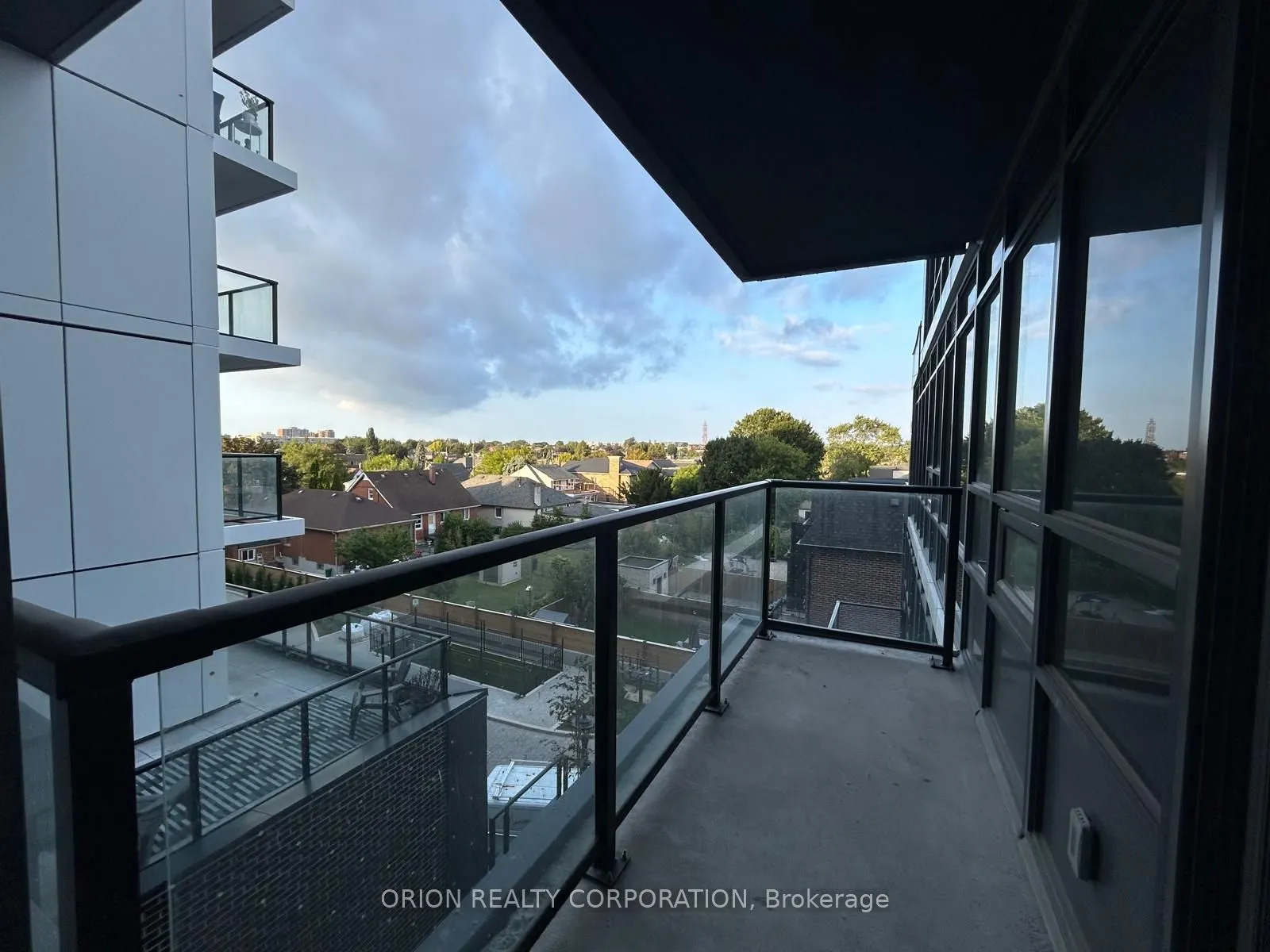 556 Marlee Avenue, #428